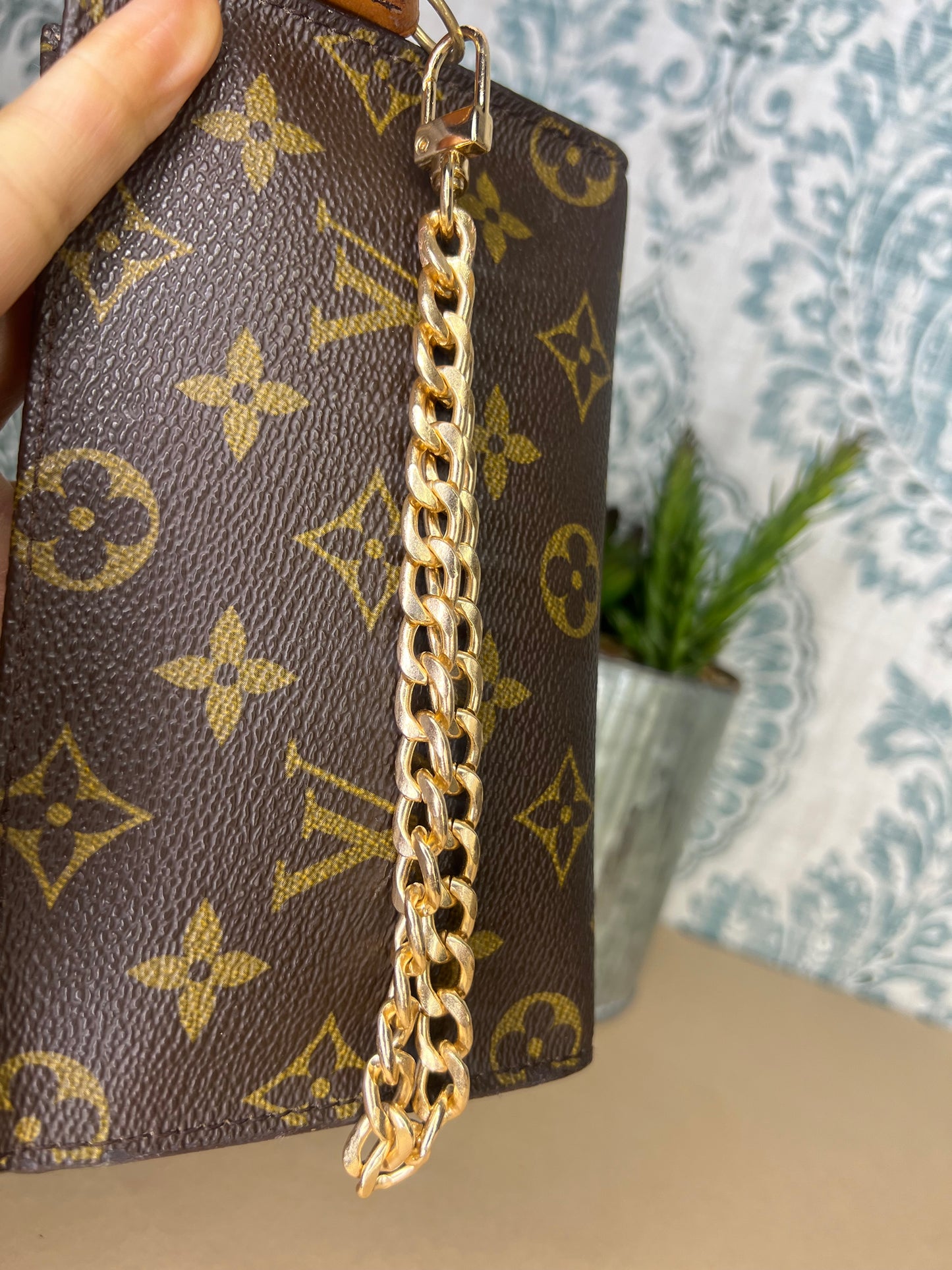 Louis Vuitton Bucket PM Pouch