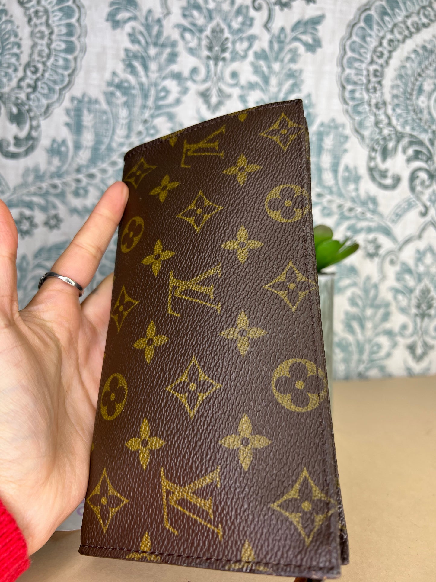 Louis Vuitton Bucket Pouch GM