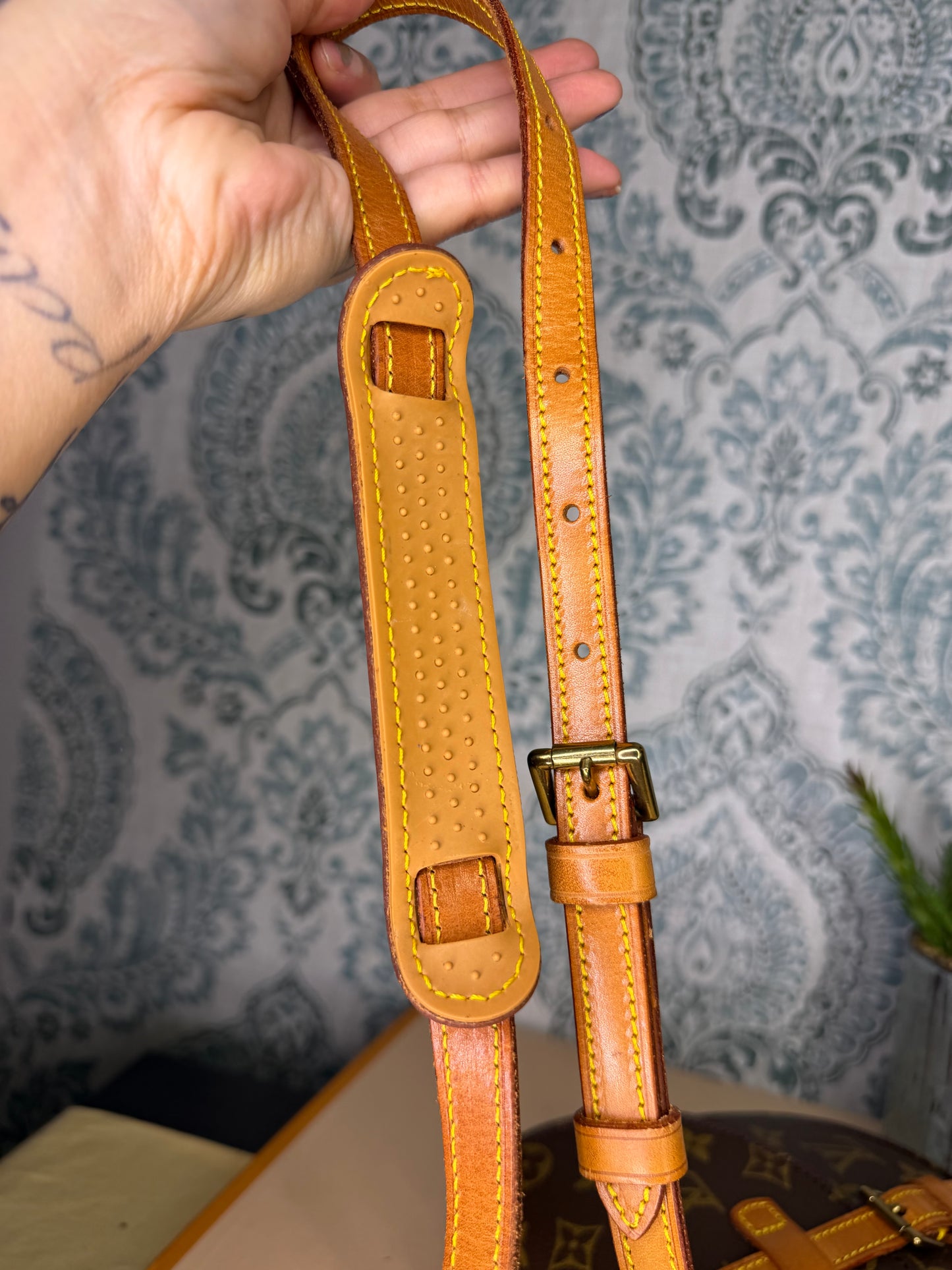 Louis Vuitton Chantilly PM