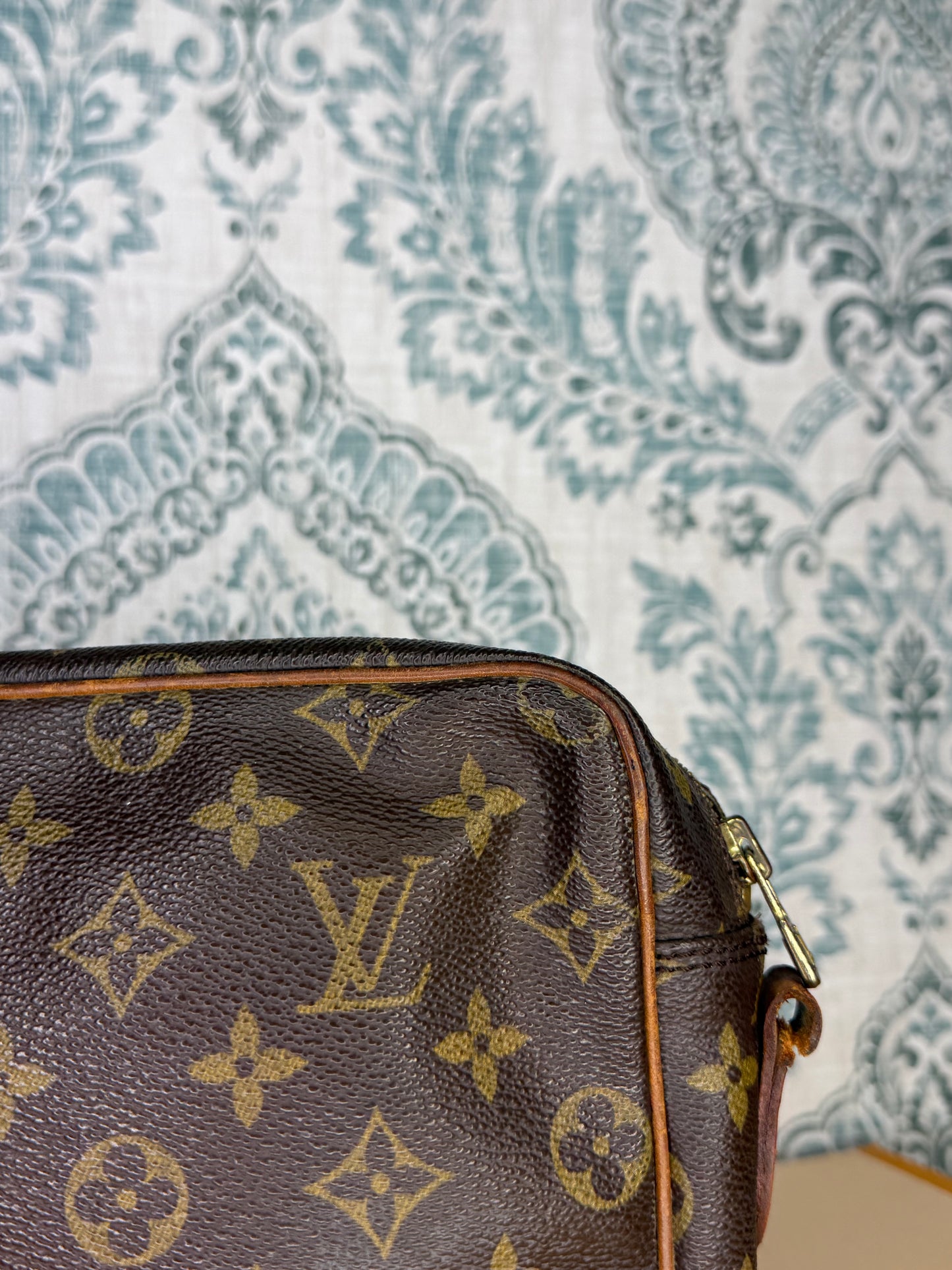 Louis Vuitton Trocadero 27 (damaged)