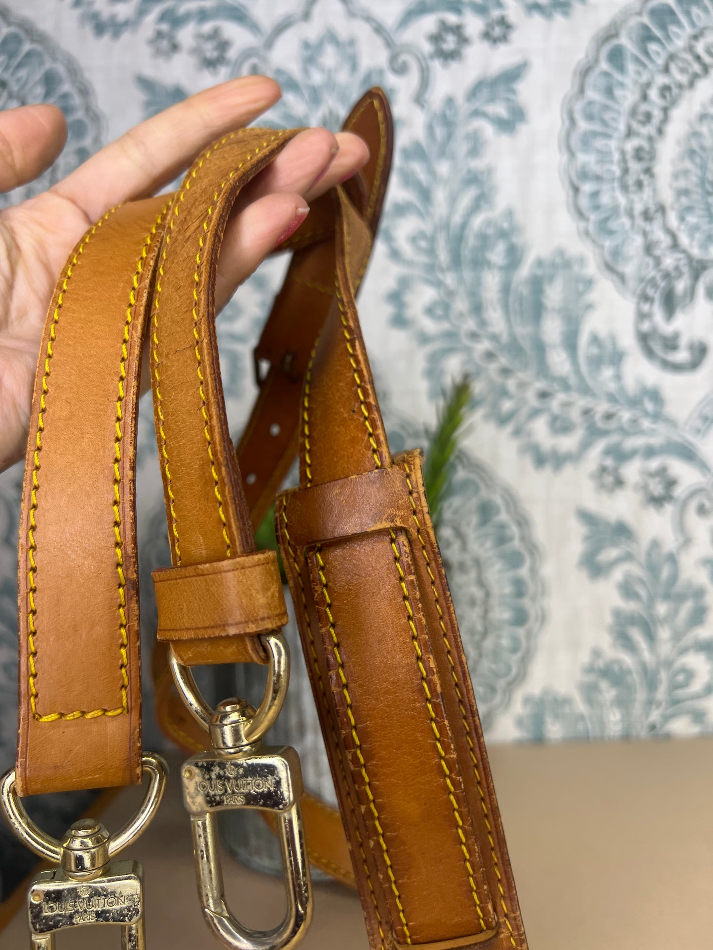 Louis Vuitton Bandouliere Vachetta Strap