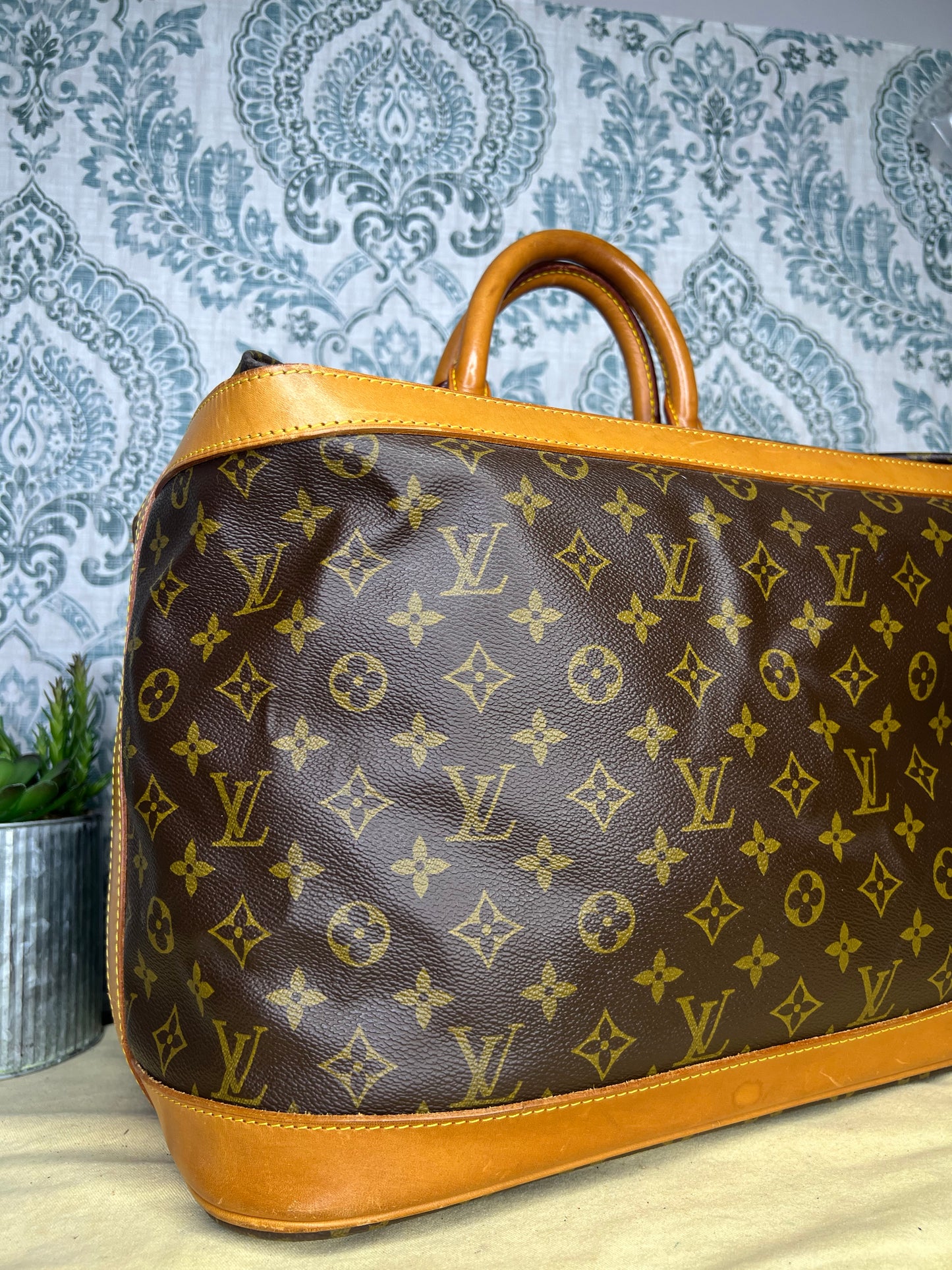Louis Vuitton Cruiser 40
