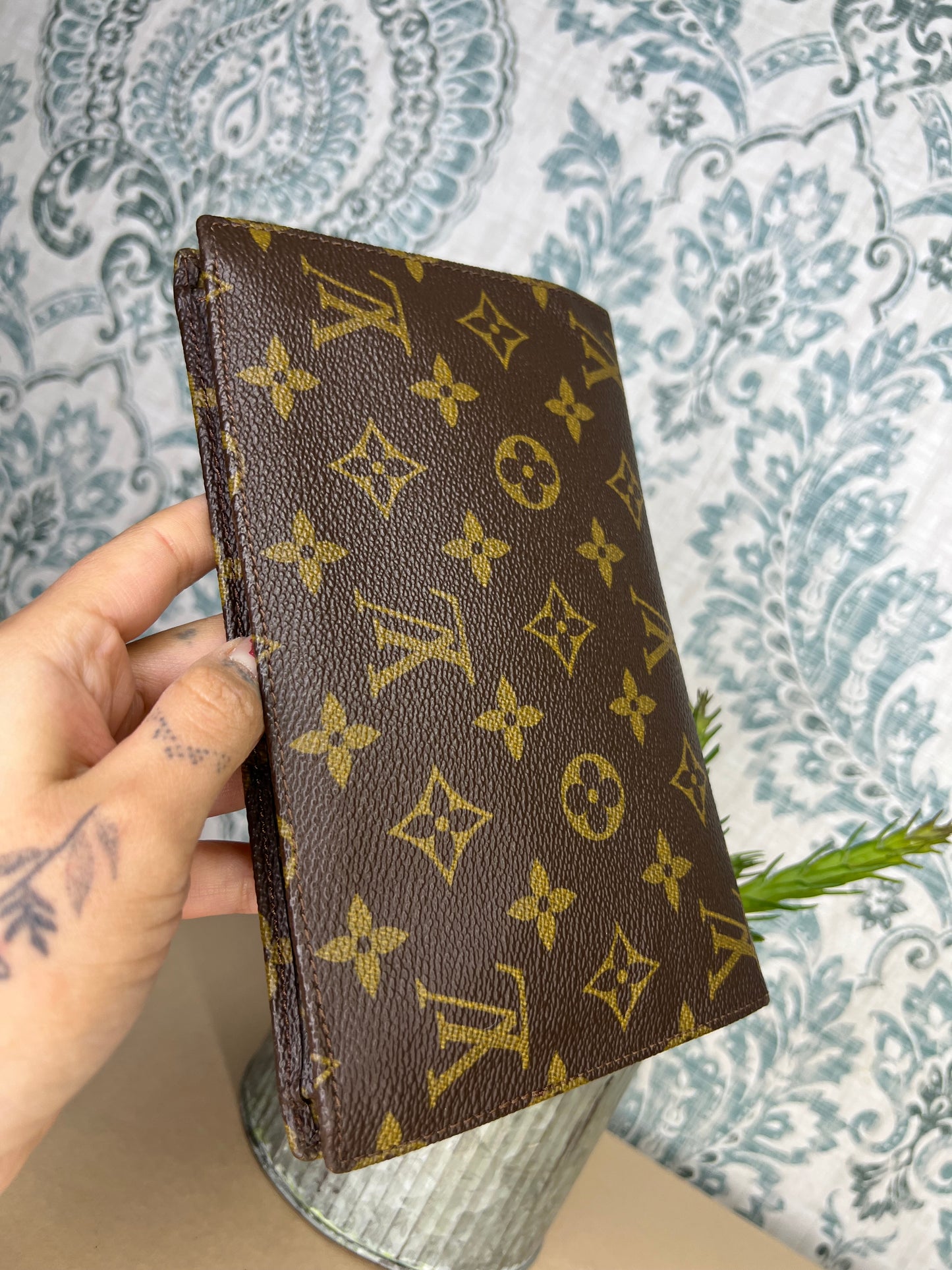 Louis Vuitton Rabat 20 Clutch