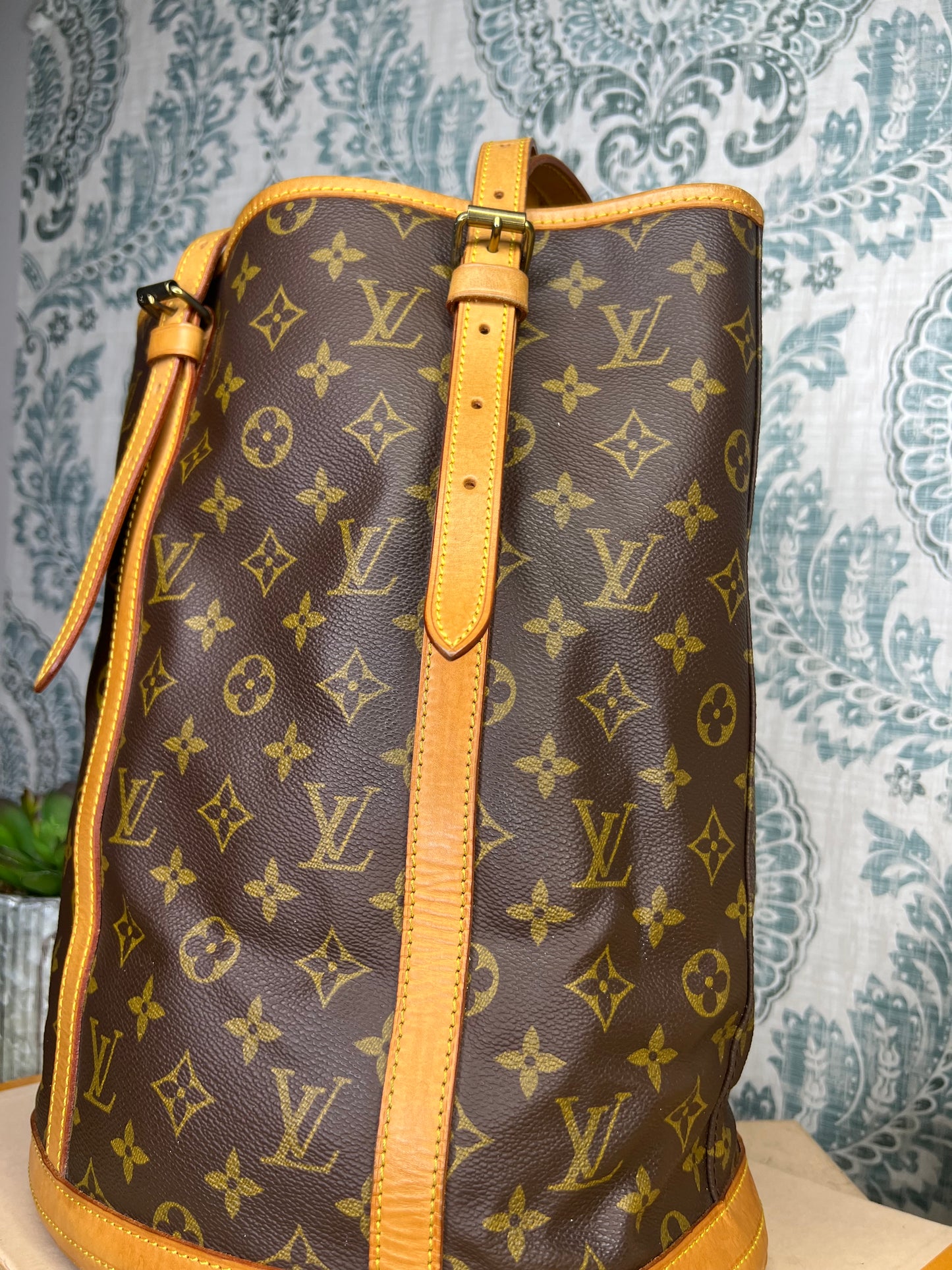 Louis Vuitton Bucket GM