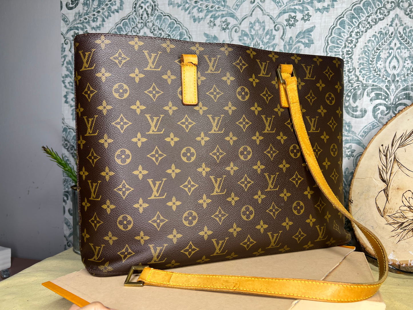 Louis Vuitton Luco Tote