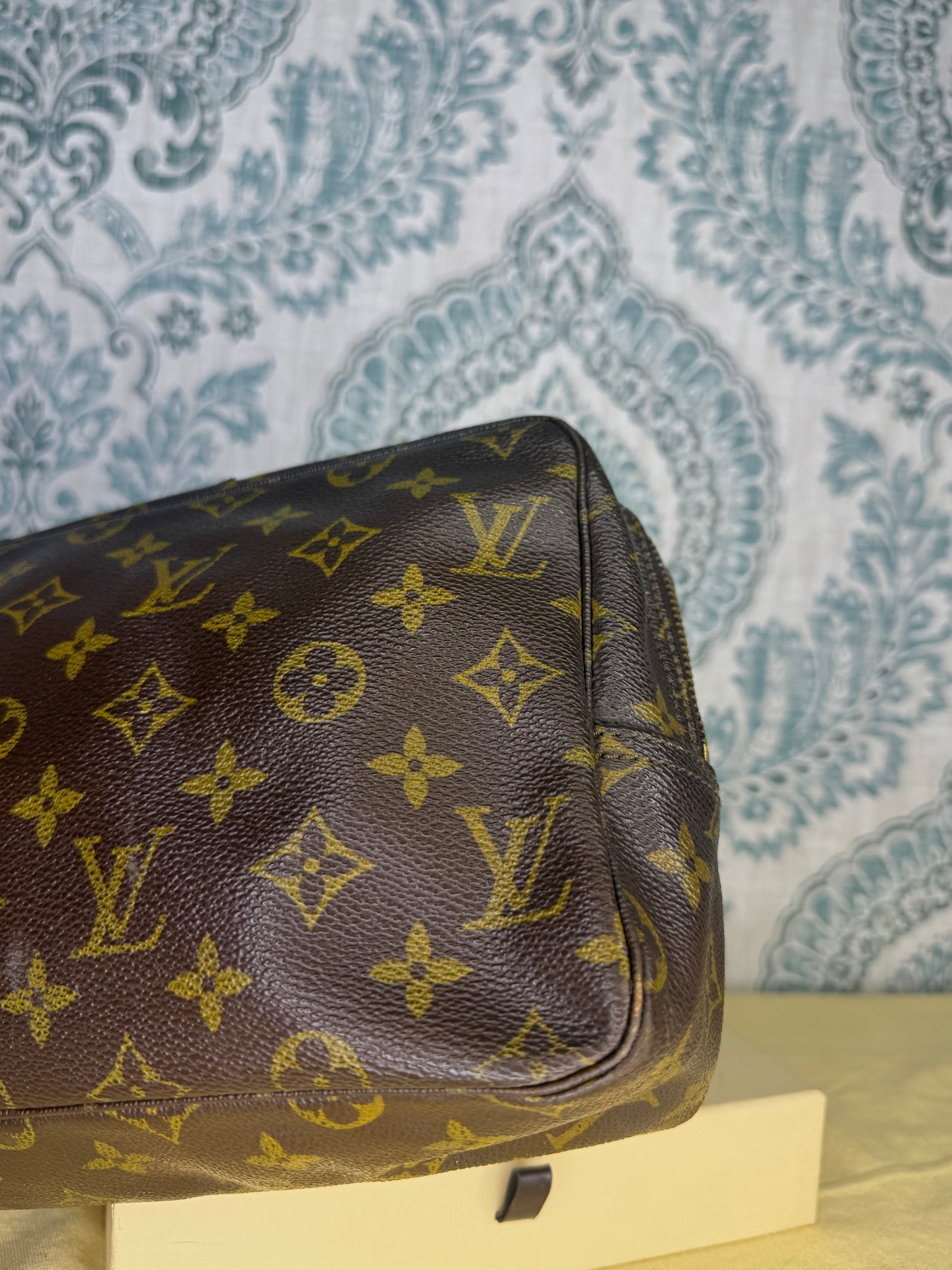 Louis Vuitton Trousse 28