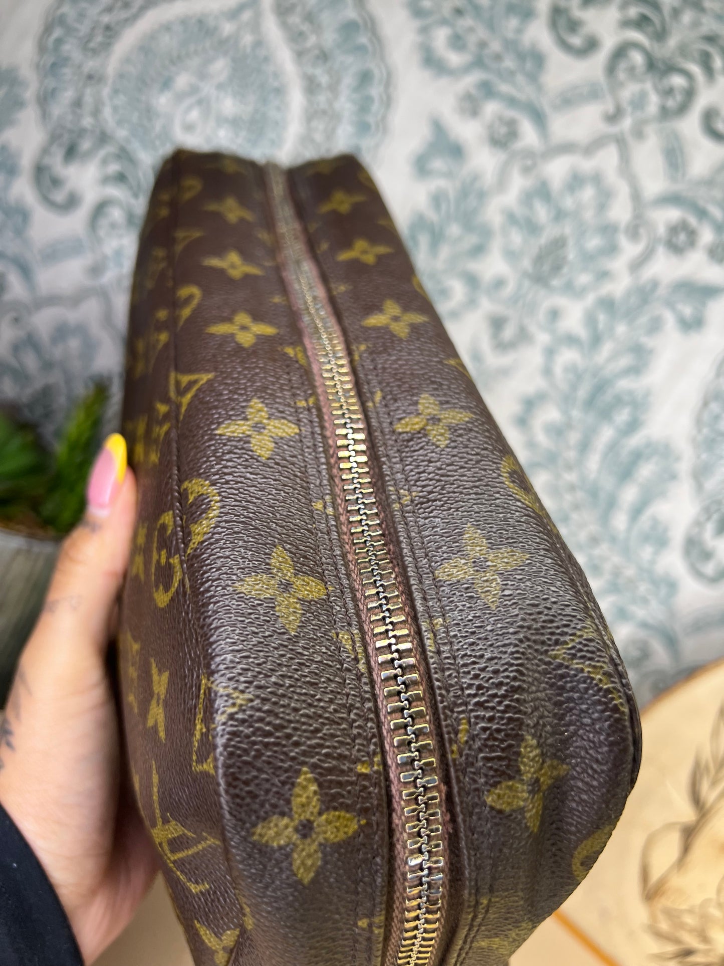 Louis Vuitton Trousse 28