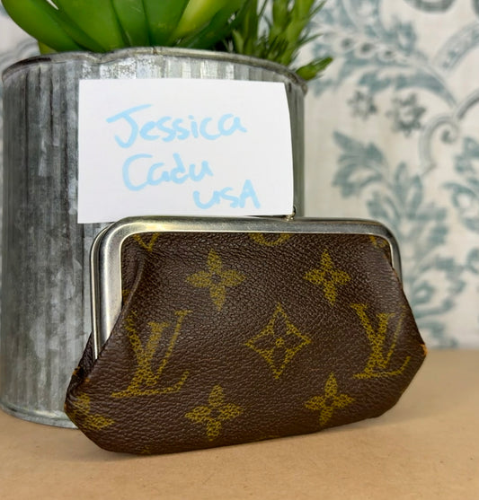 Louis Vuitton Saks Fifth Ave Kisslock Coin Purse