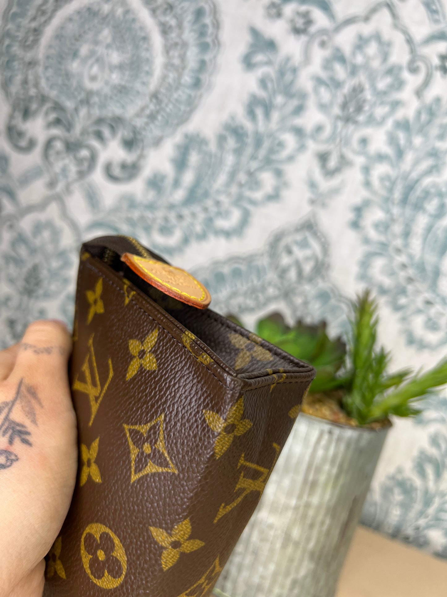 Louis Vuitton Toiletry 15