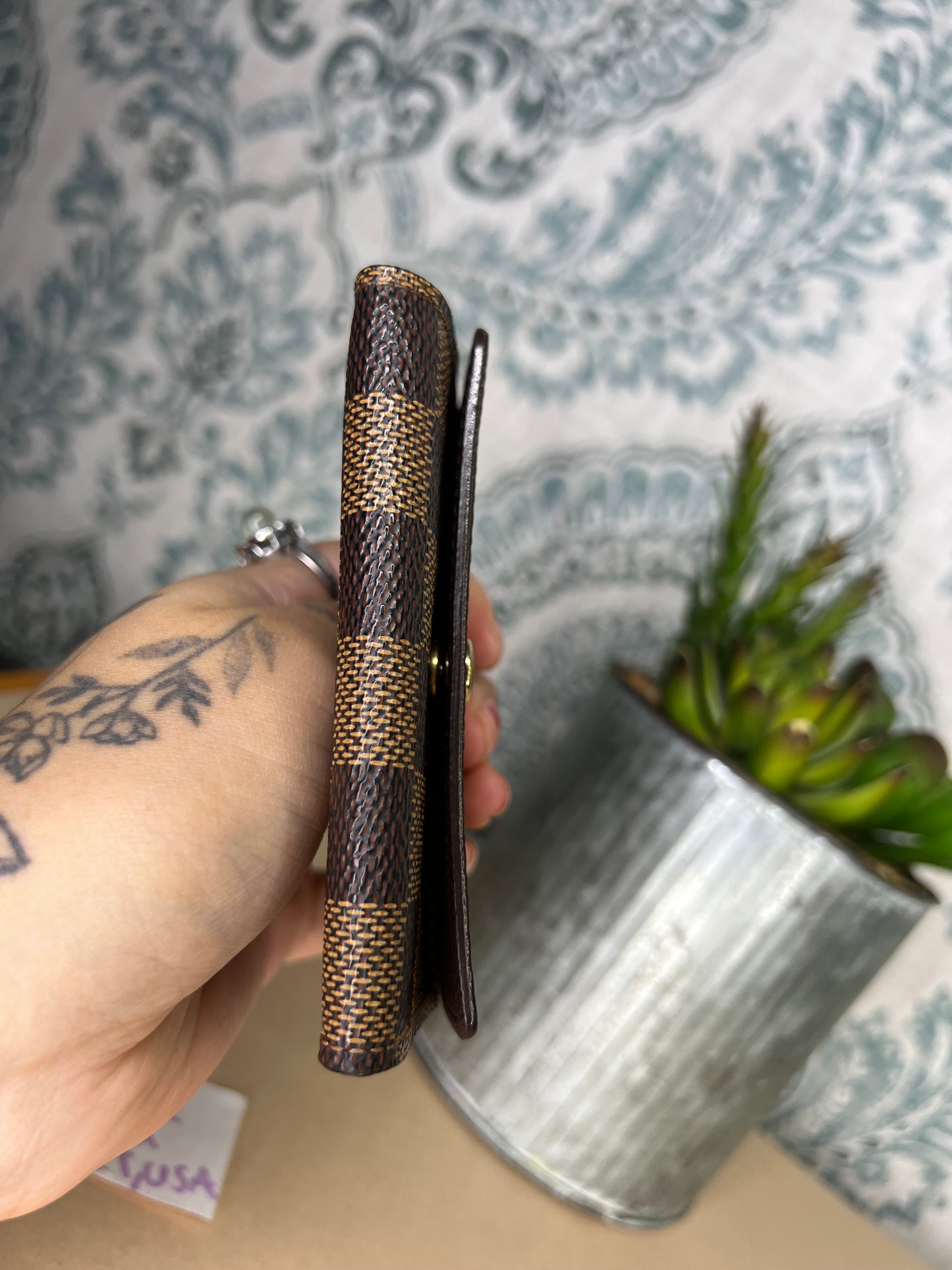 Louis Vuitton Damier Ebene 6 Key Holder