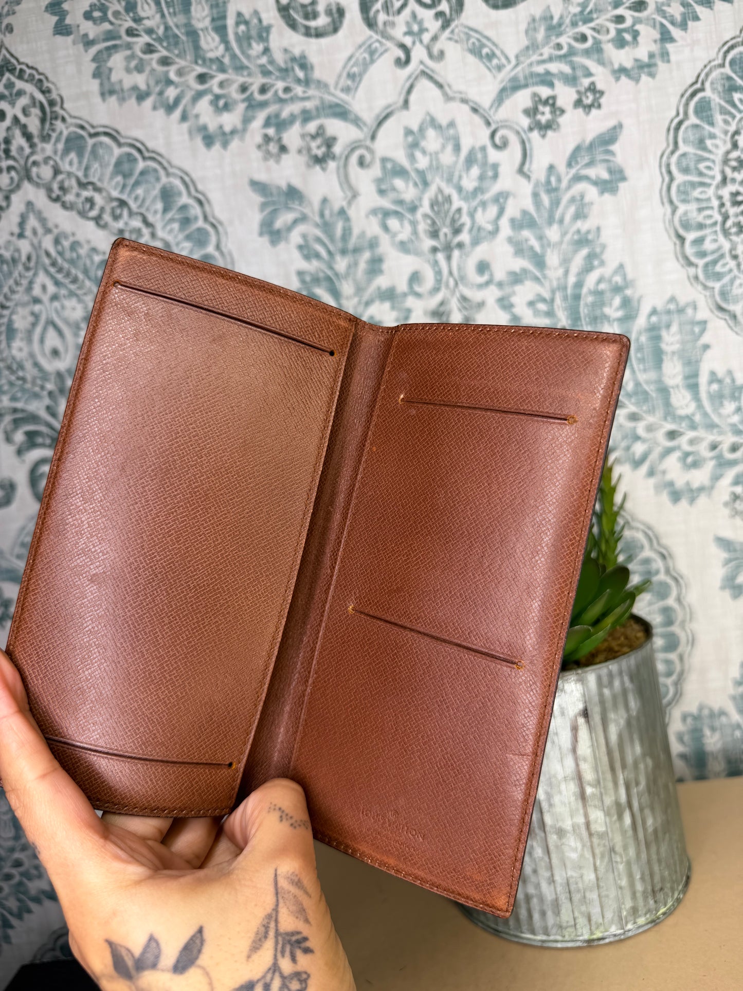 Louis Vuitton Monogram Checkbook Wallet/Cover