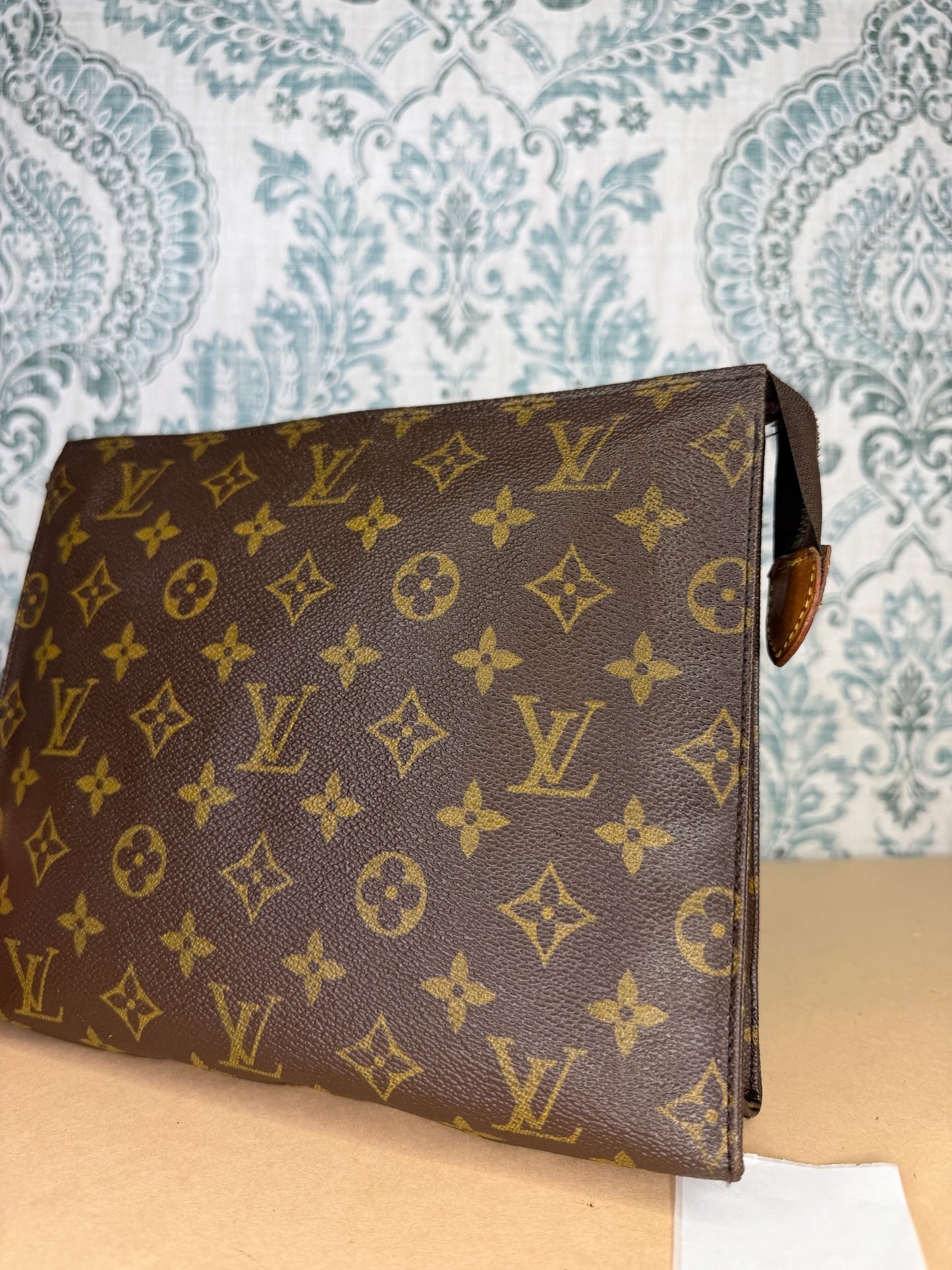 Louis Vuitton Toiletry 26 #3 (needs new zipper)
