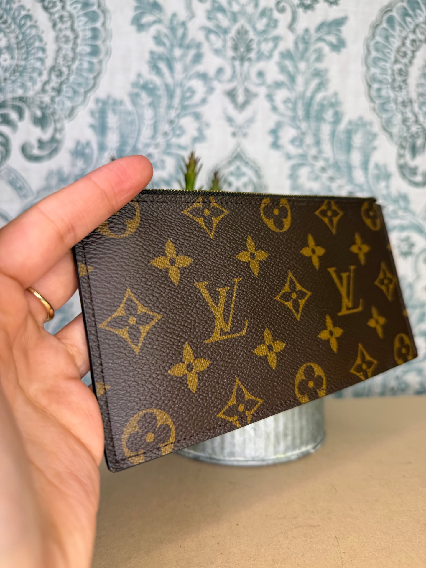 Louis Vuitton Felicie Pouch