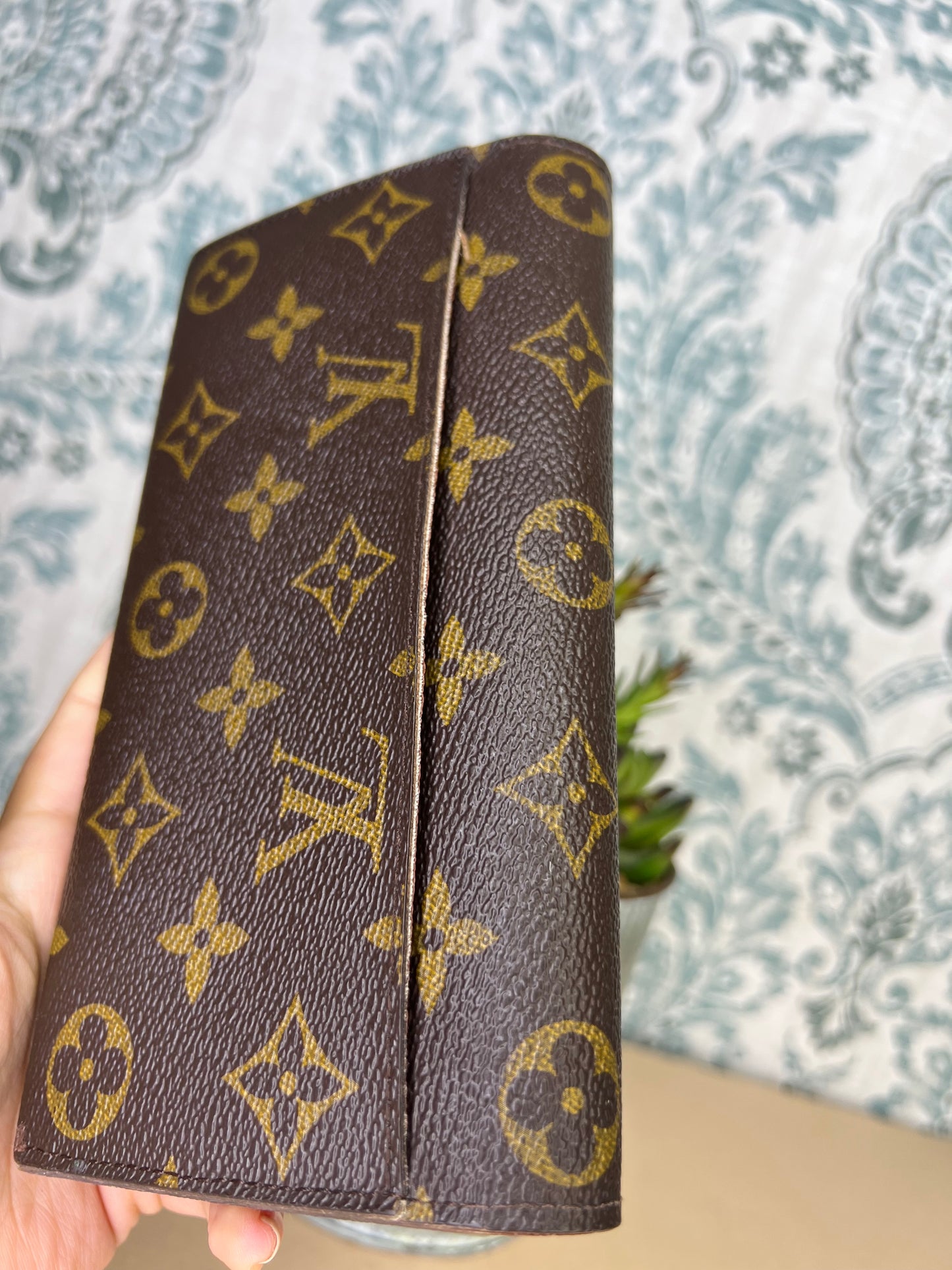 Louis Vuitton Monogram Sarah Wallet NM