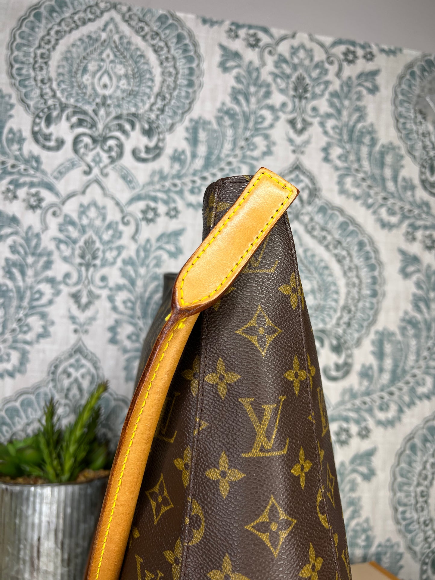 Louis Vuitton Looping GM