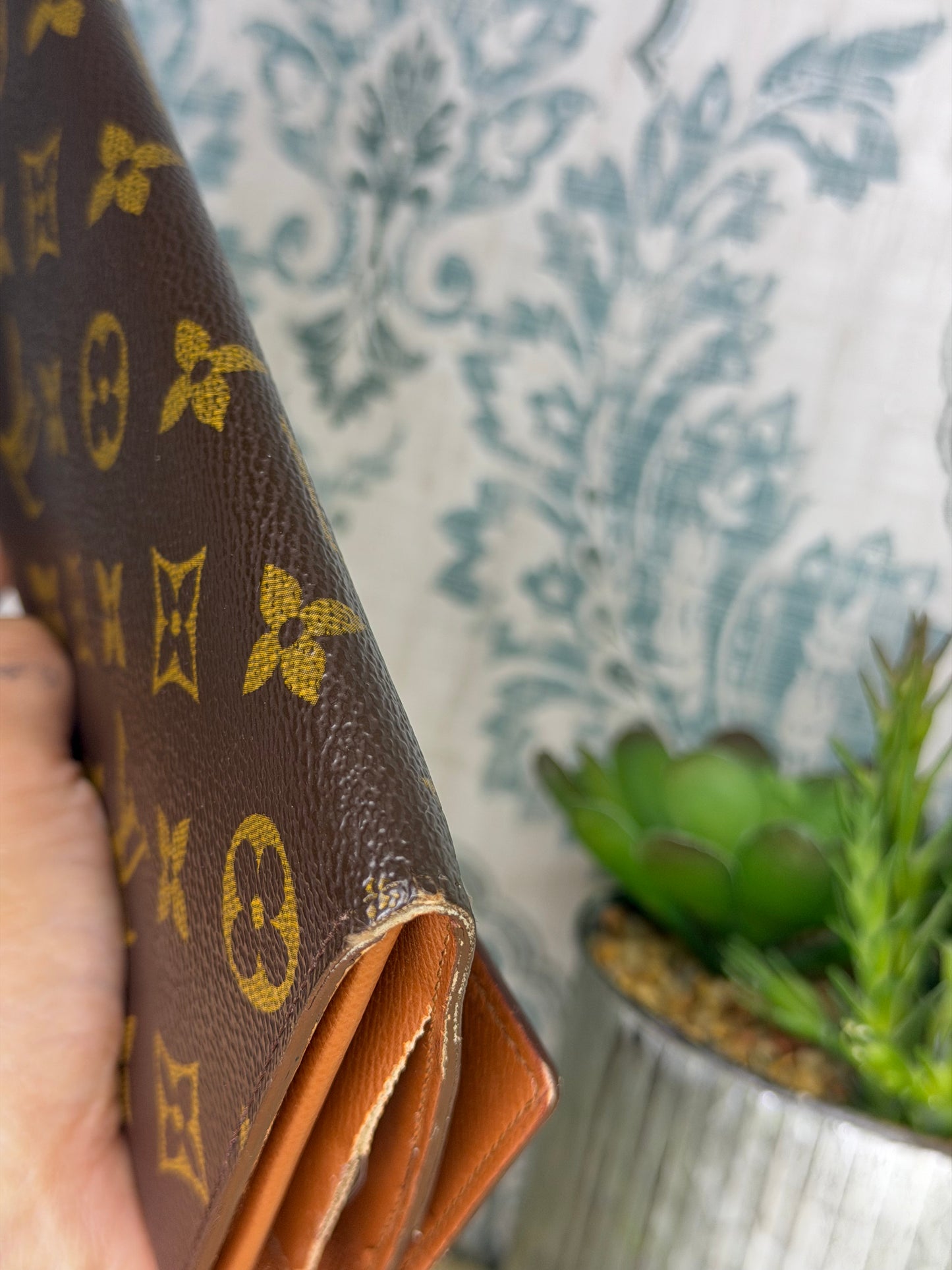 Louis Vuitton Sarah Wallet