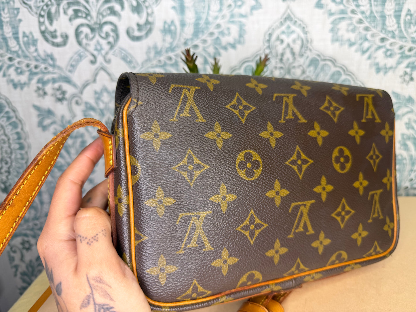 Louis Vuitton Saint Germain 24