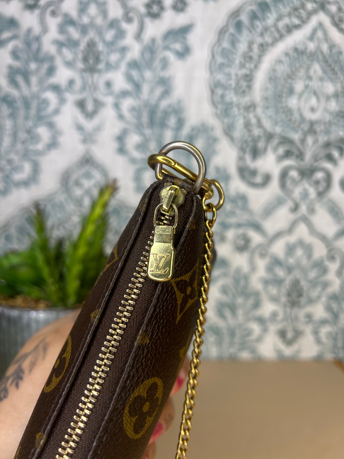 Louis Vuitton Mini Pochette