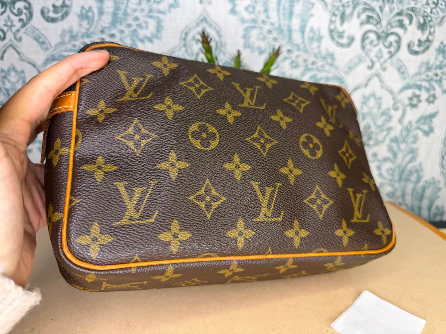 Louis Vuitton Compiegne 23