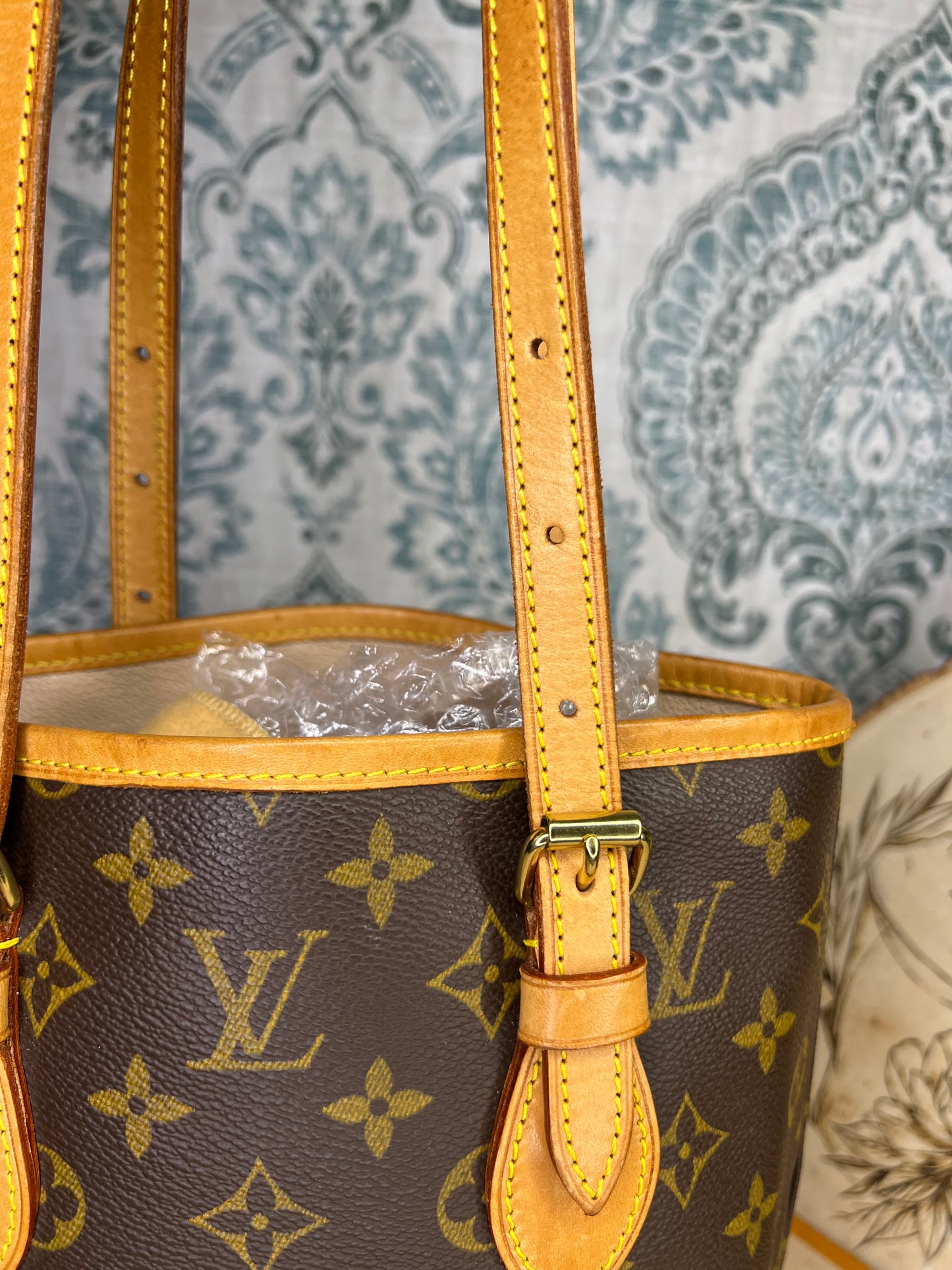 Louis Vuitton Bucket PM