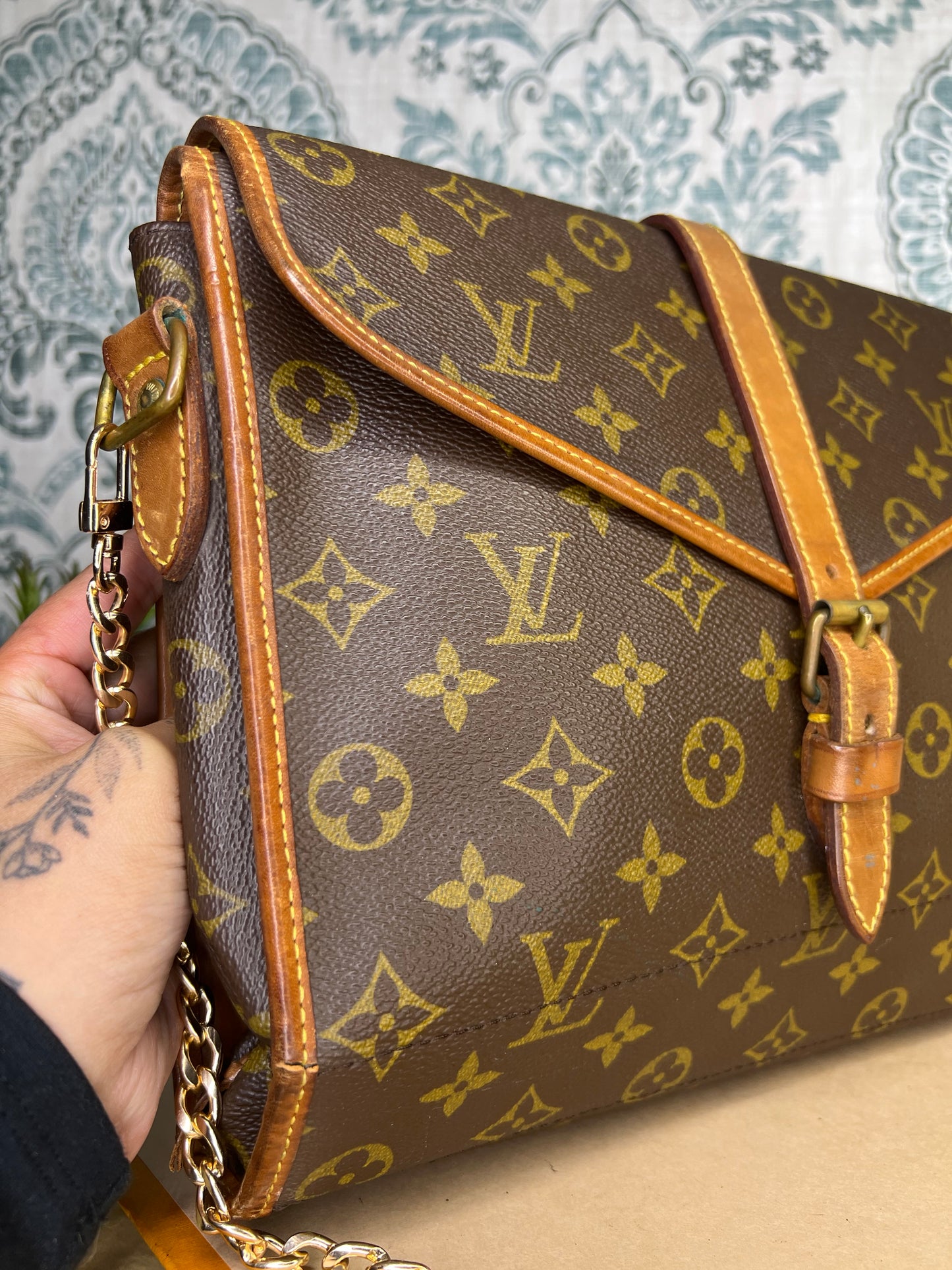 Monogram Portable Serviette

Desktop Organizer