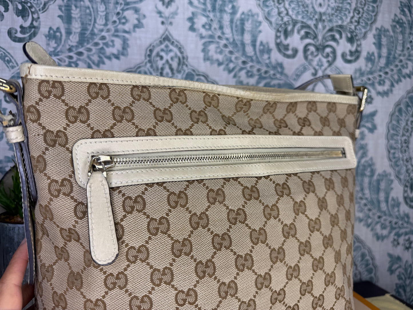 Gucci Canvas GG Beige Crossbody