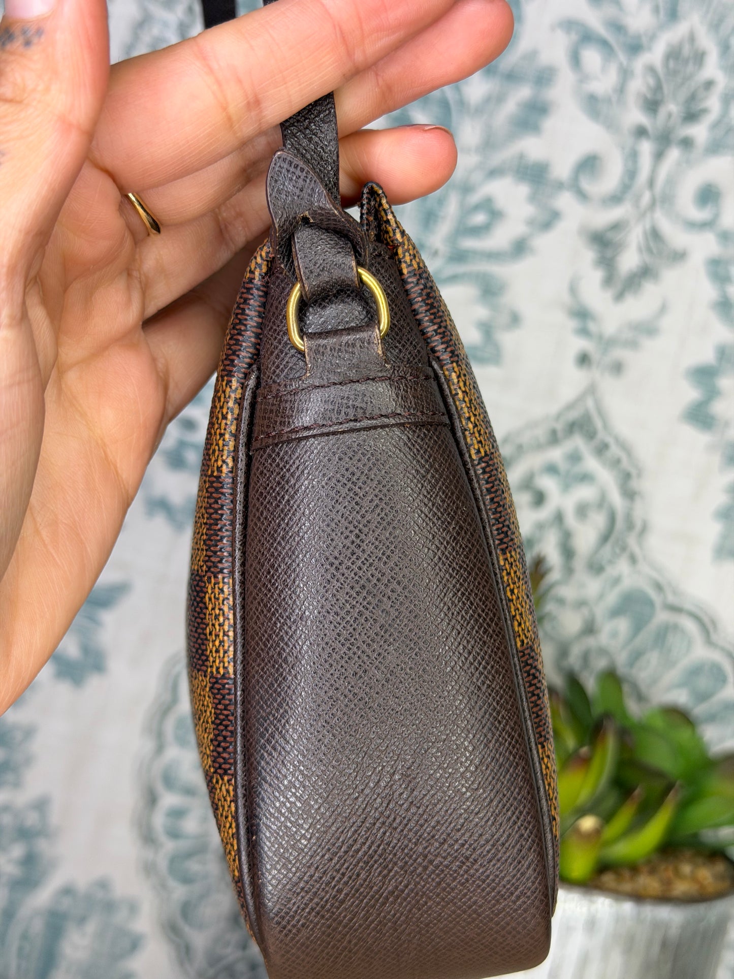 Louis Vuitton Damier Ebene Trousse Pochette