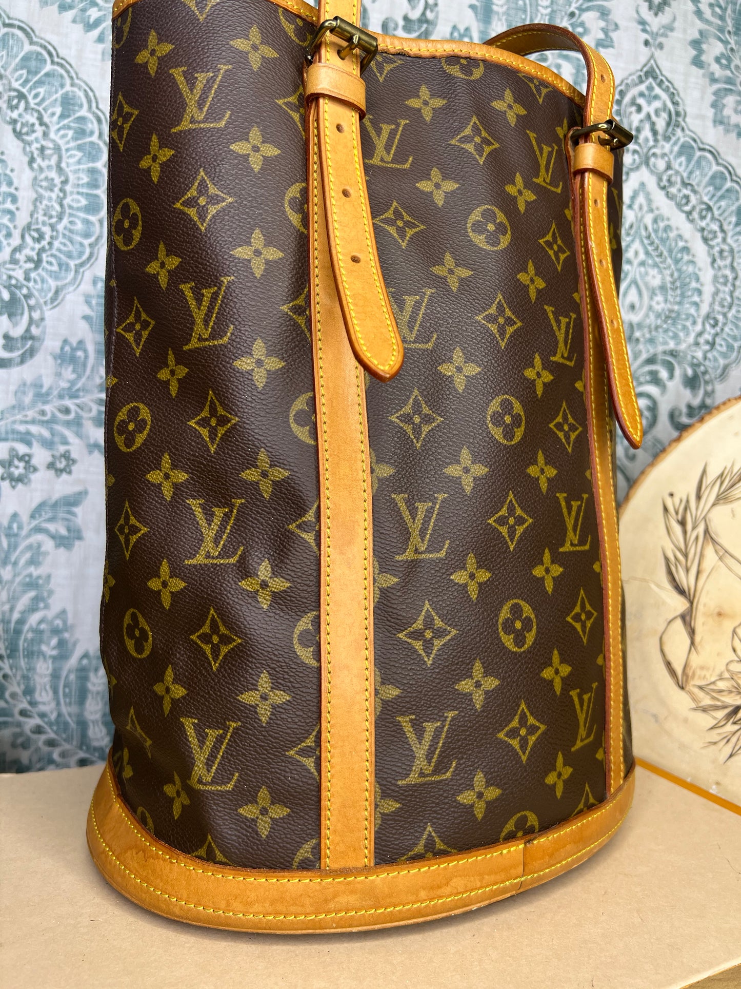 Louis Vuitton Bucket GM