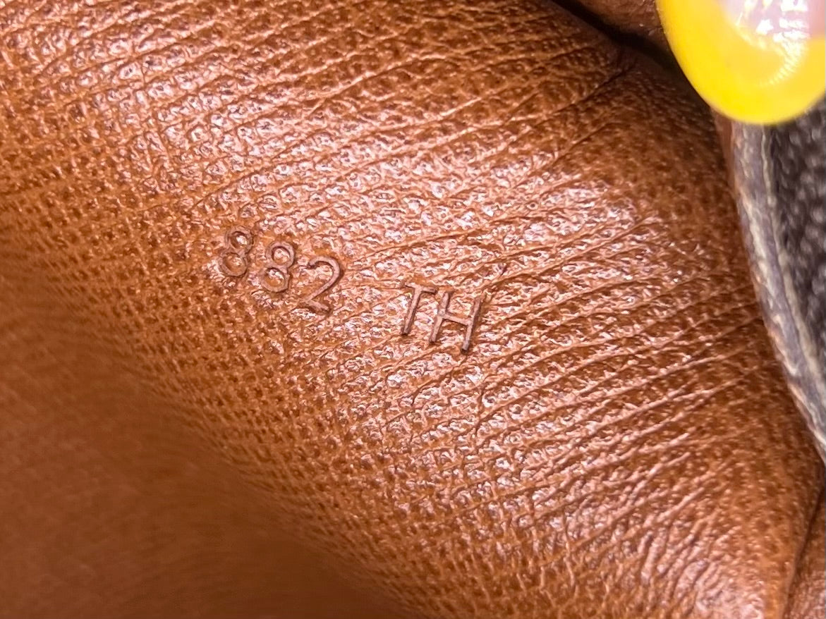 Louis Vuitton Trocadero 30