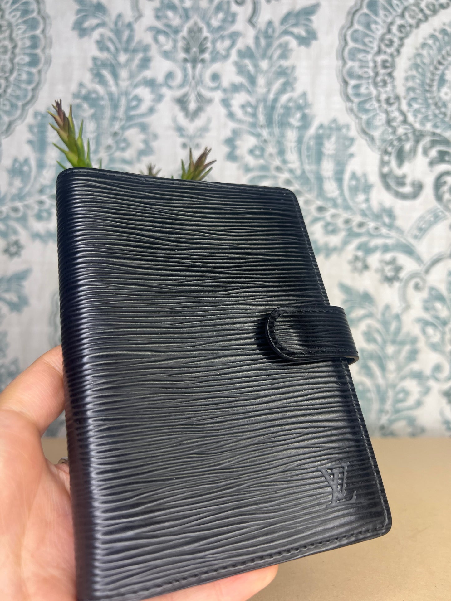 Louis Vuitton Black Epi Agenda PM