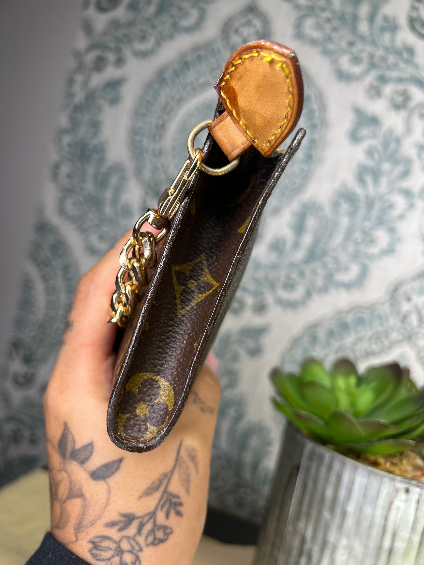 Louis Vuitton Bucket GM Pouch