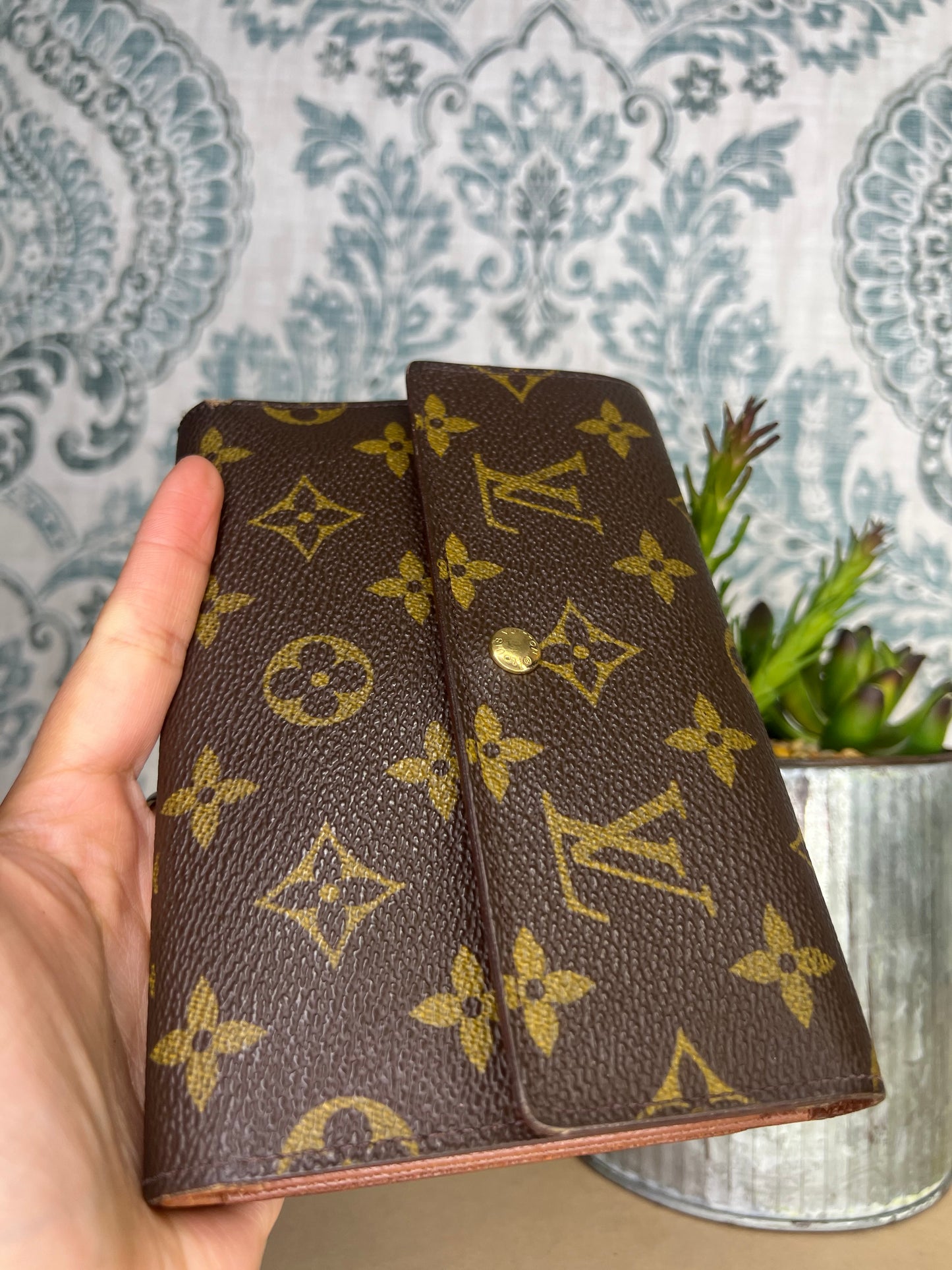 Louis Vuitton Monogram Passport Trifold Wallet #4
