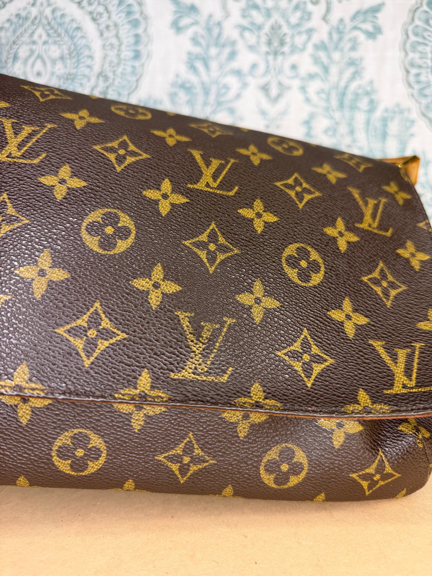 Louis Vuitton Musette Tango (short strap version)