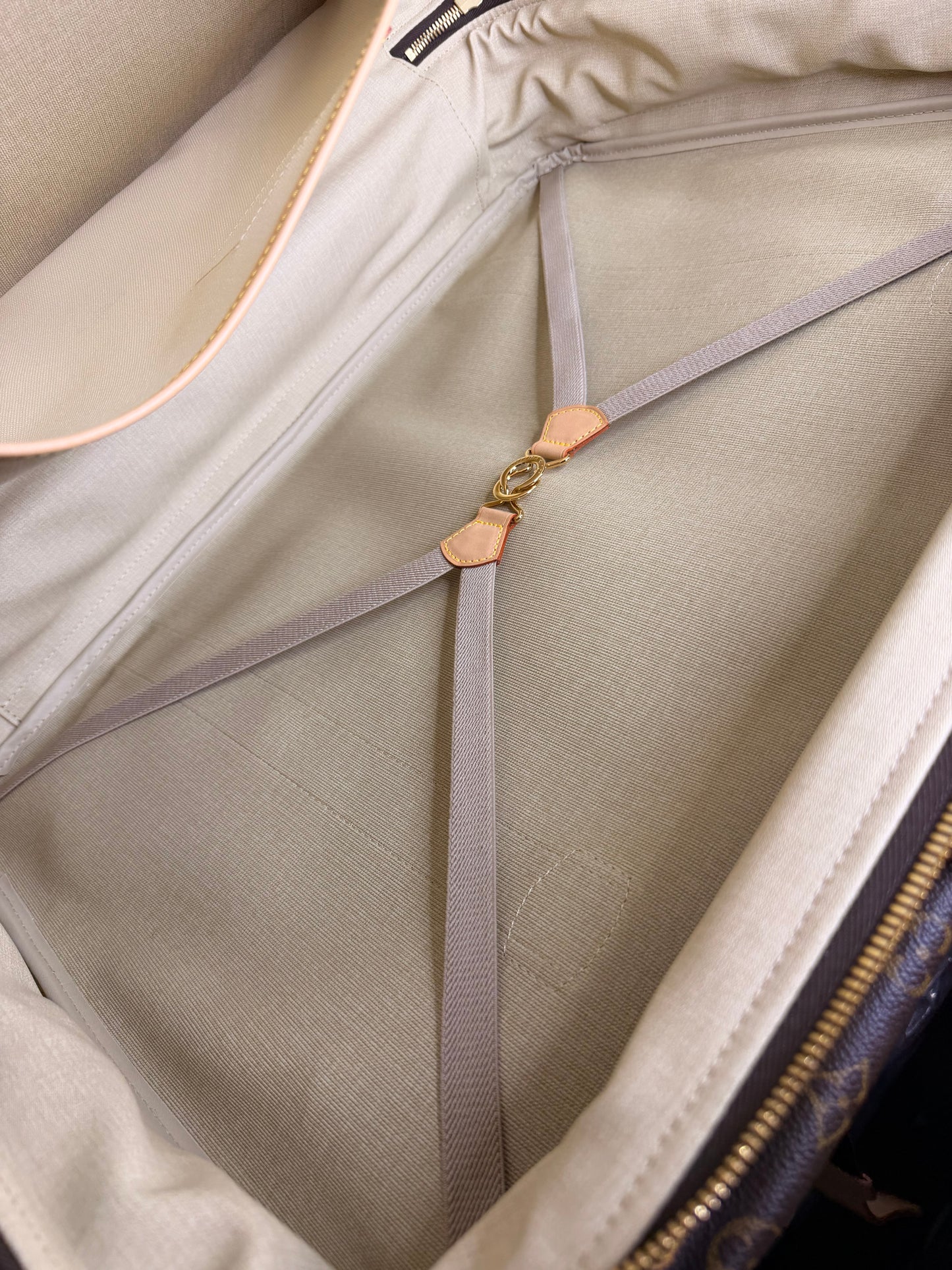 Louis Vuitton Satellite 60 Suit Case