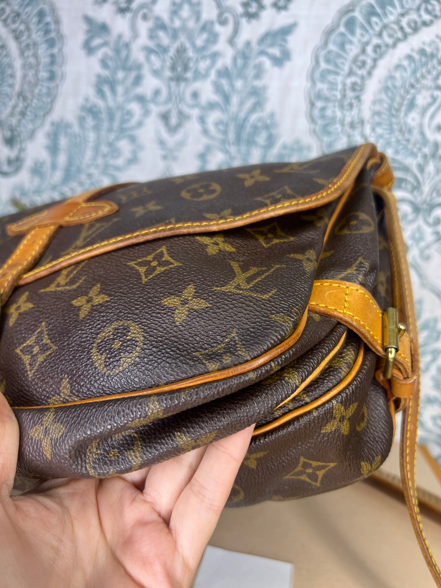 Louis Vuitton Saumur 30