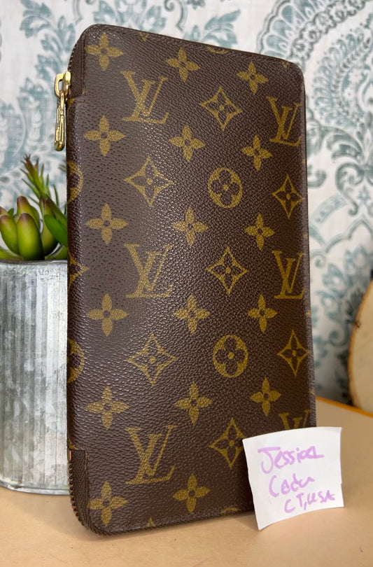 Louis Vuitton Travel Organizer Wallet