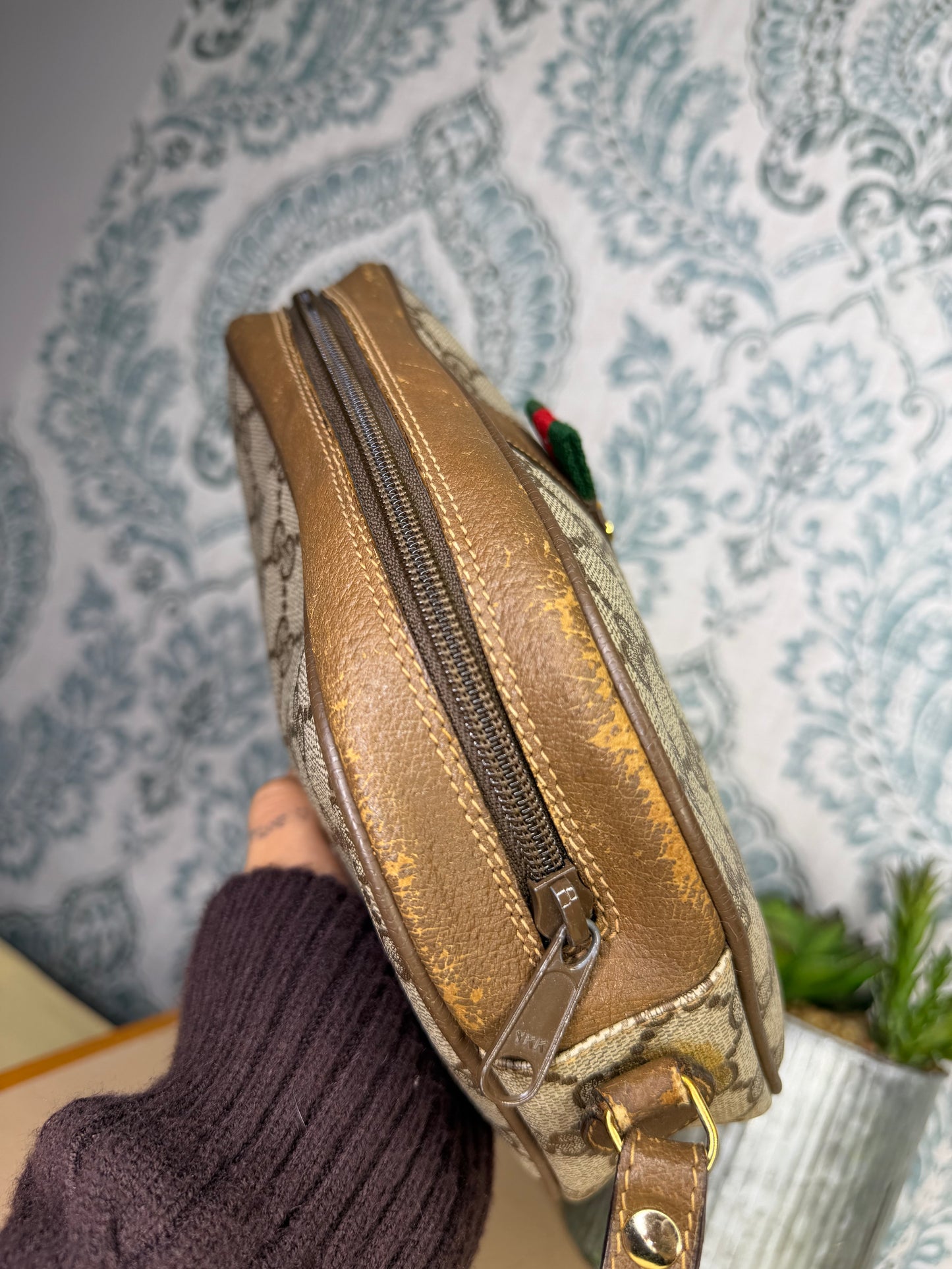 Gucci Supreme Sherry Line Wristlet Clutch