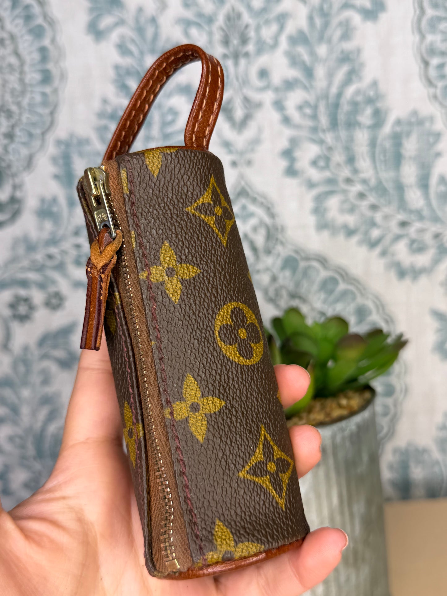 Louis Vuitton Etui 3 Balles De Golf Ball Pouch