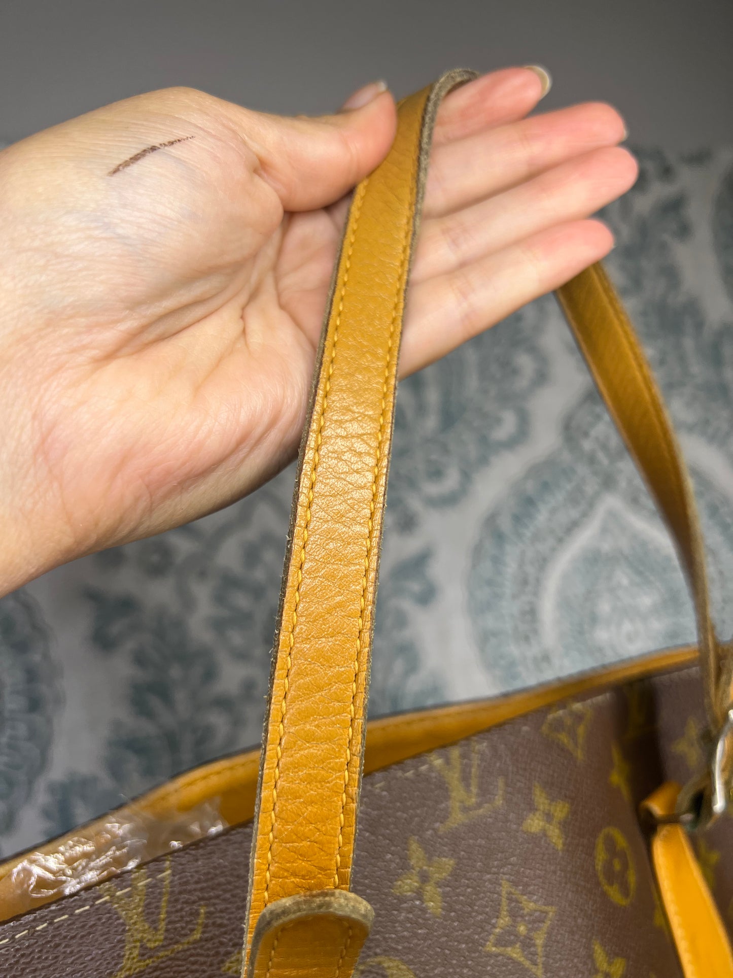 Louis Vuitton French Company Bucket GM