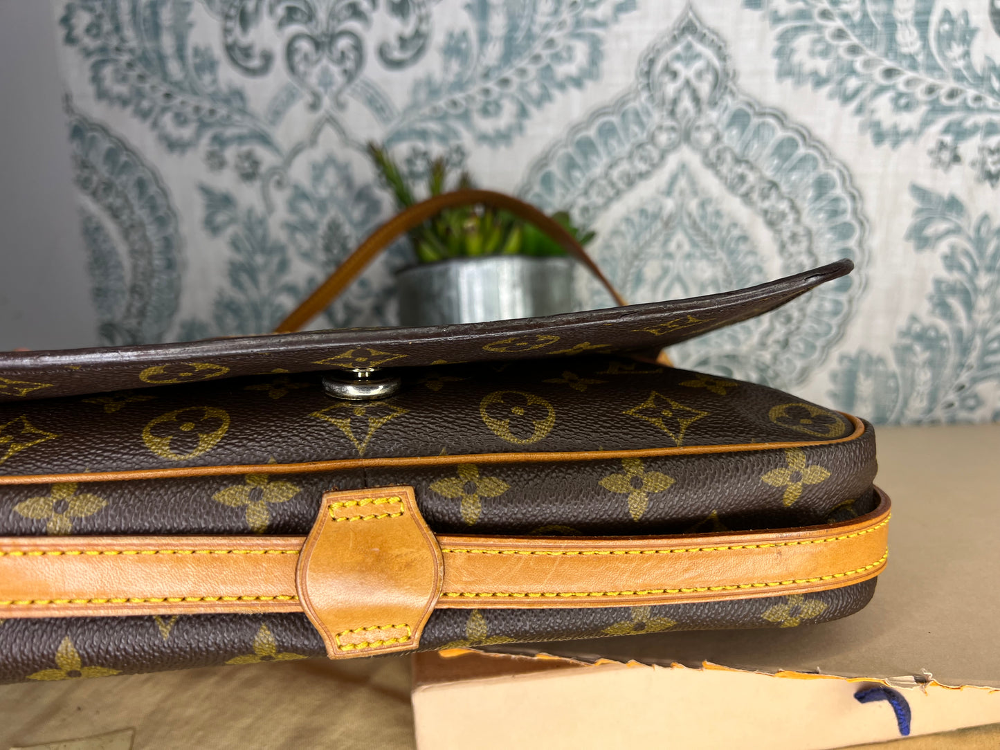 Louis Vuitton Saint Germain 27