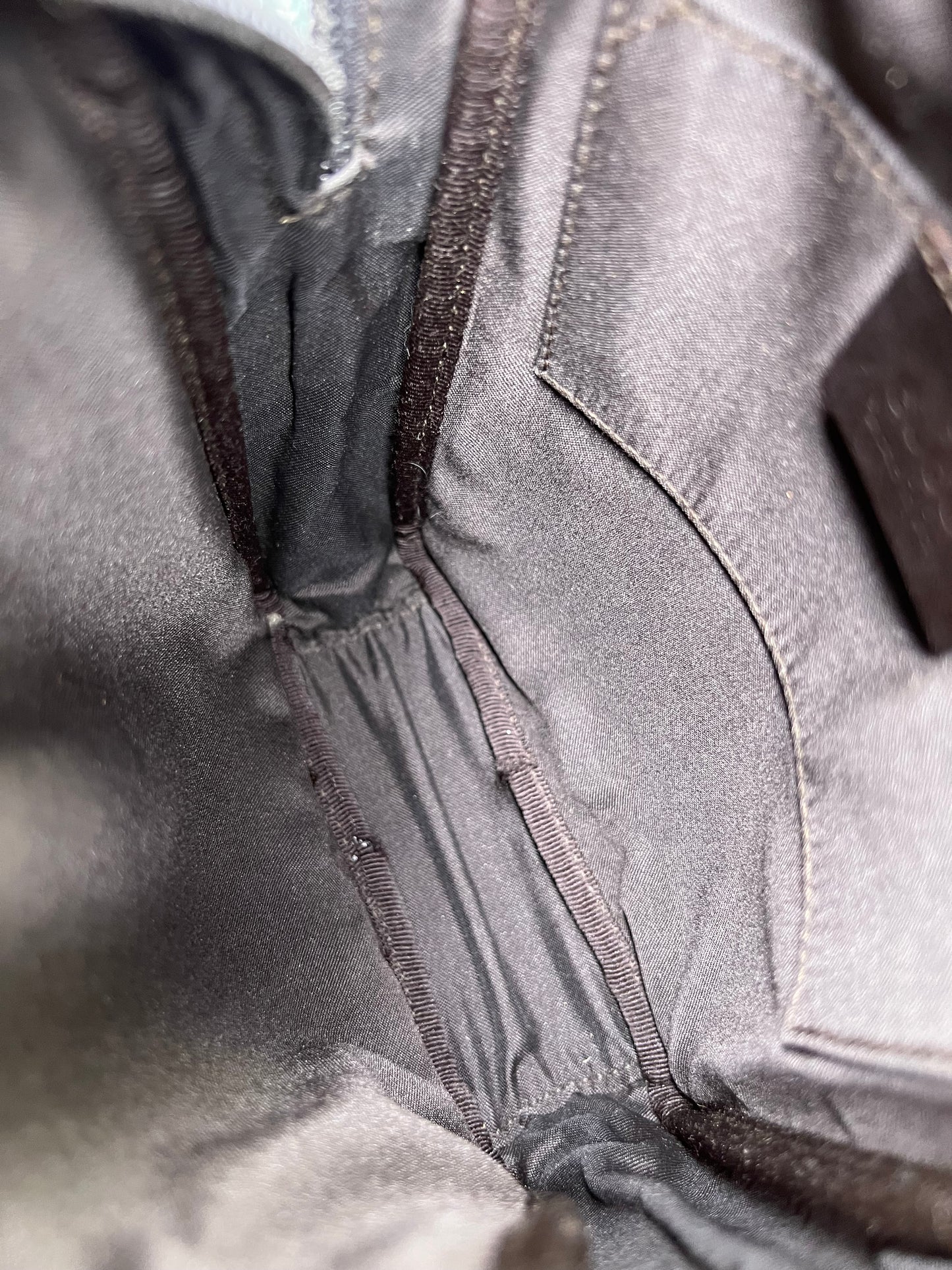 Gucci Mini Mesesenger Bag Crossbody