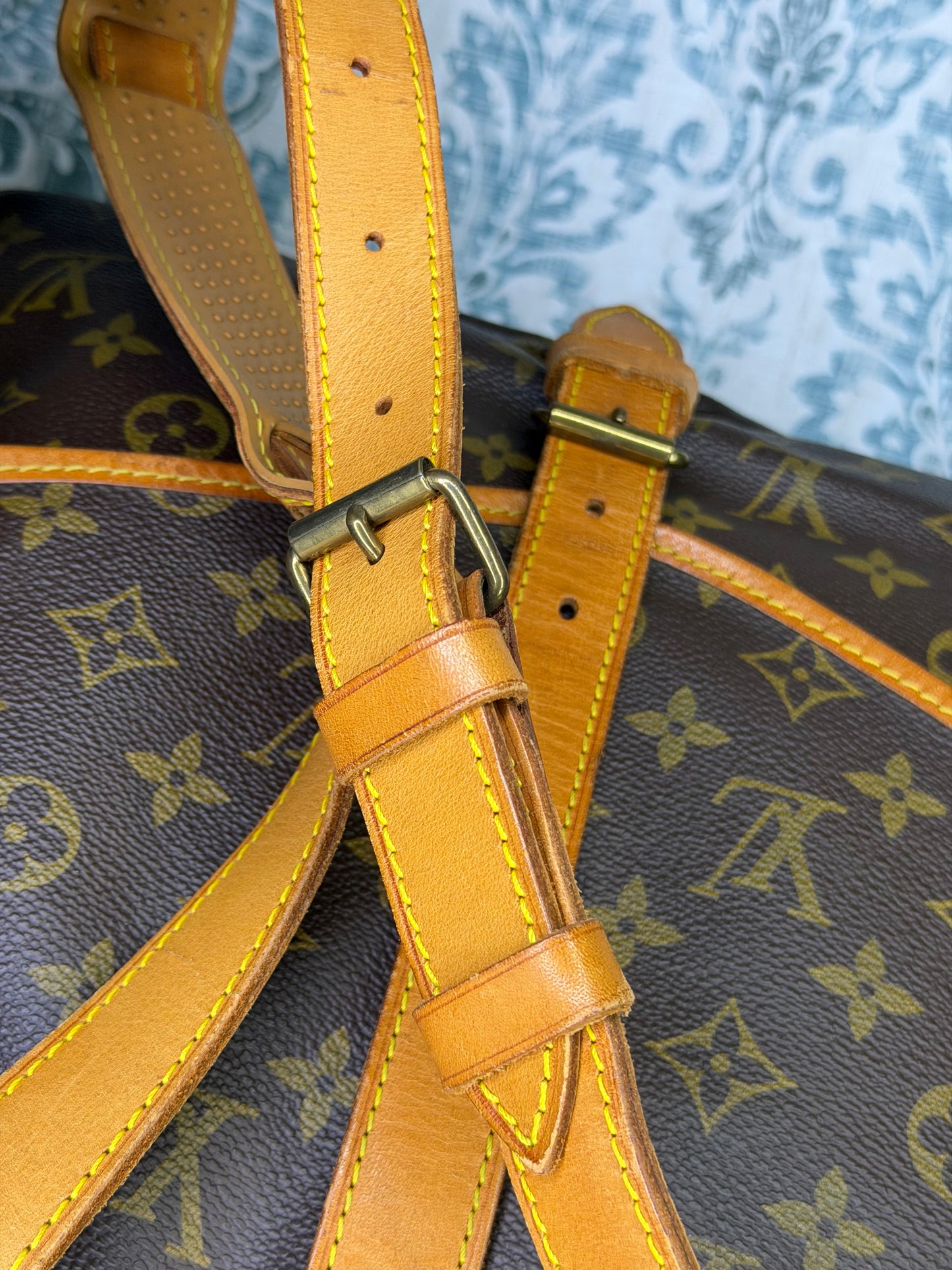 Louis Vuitton Saumur 35