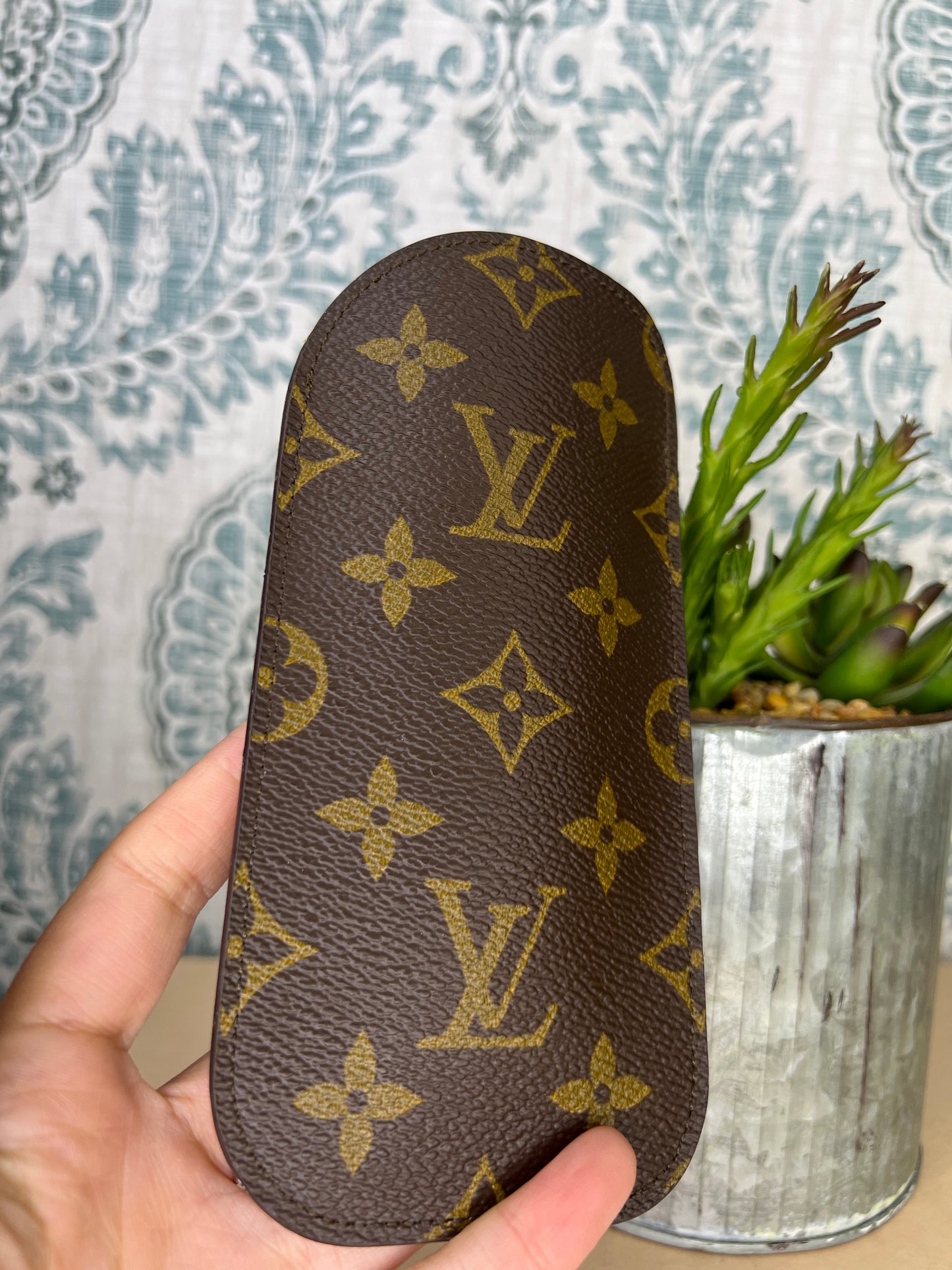 Louis Vuitton Etui Lunette Glasses Case