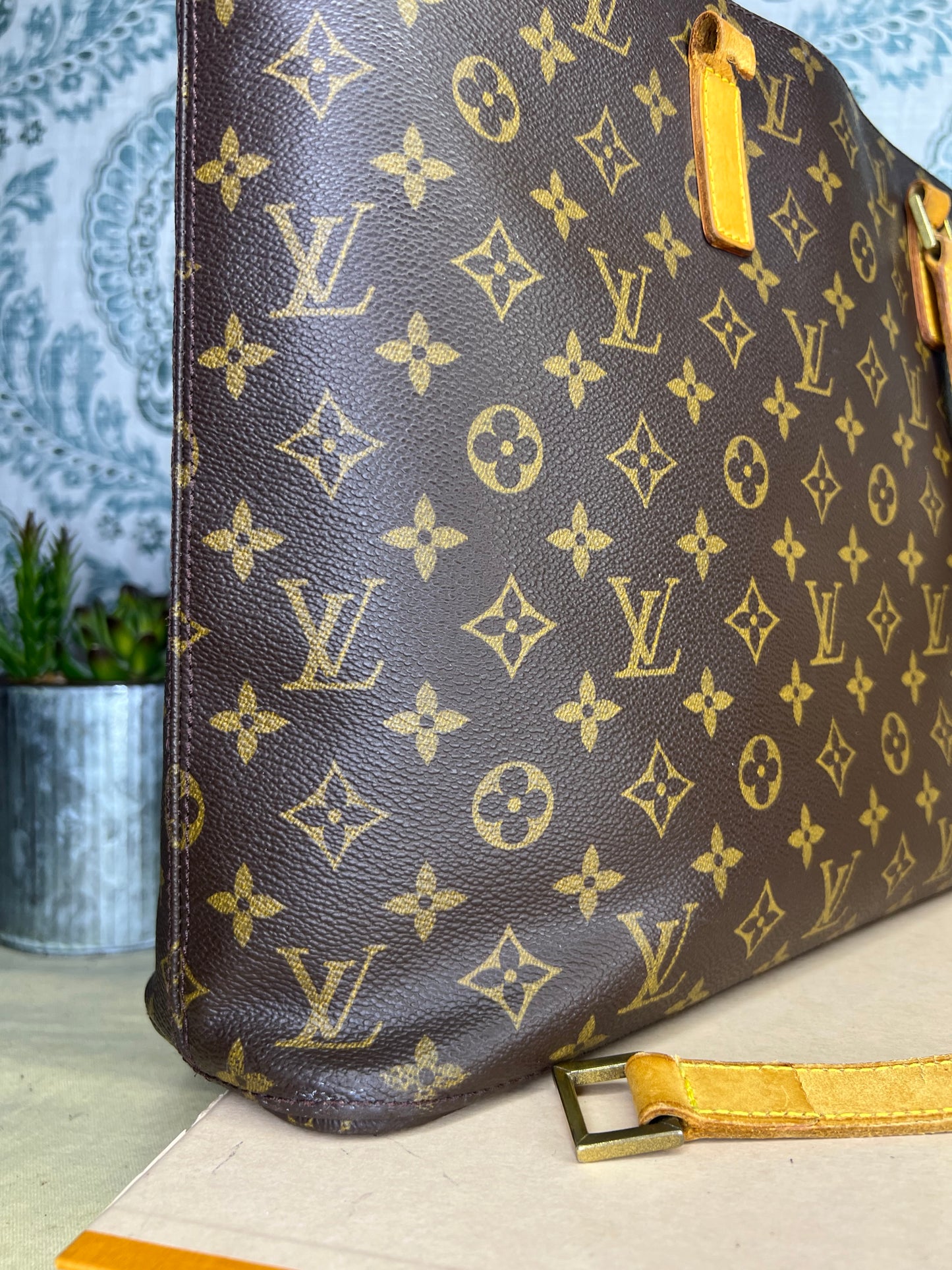 Louis Vuitton Luco Tote