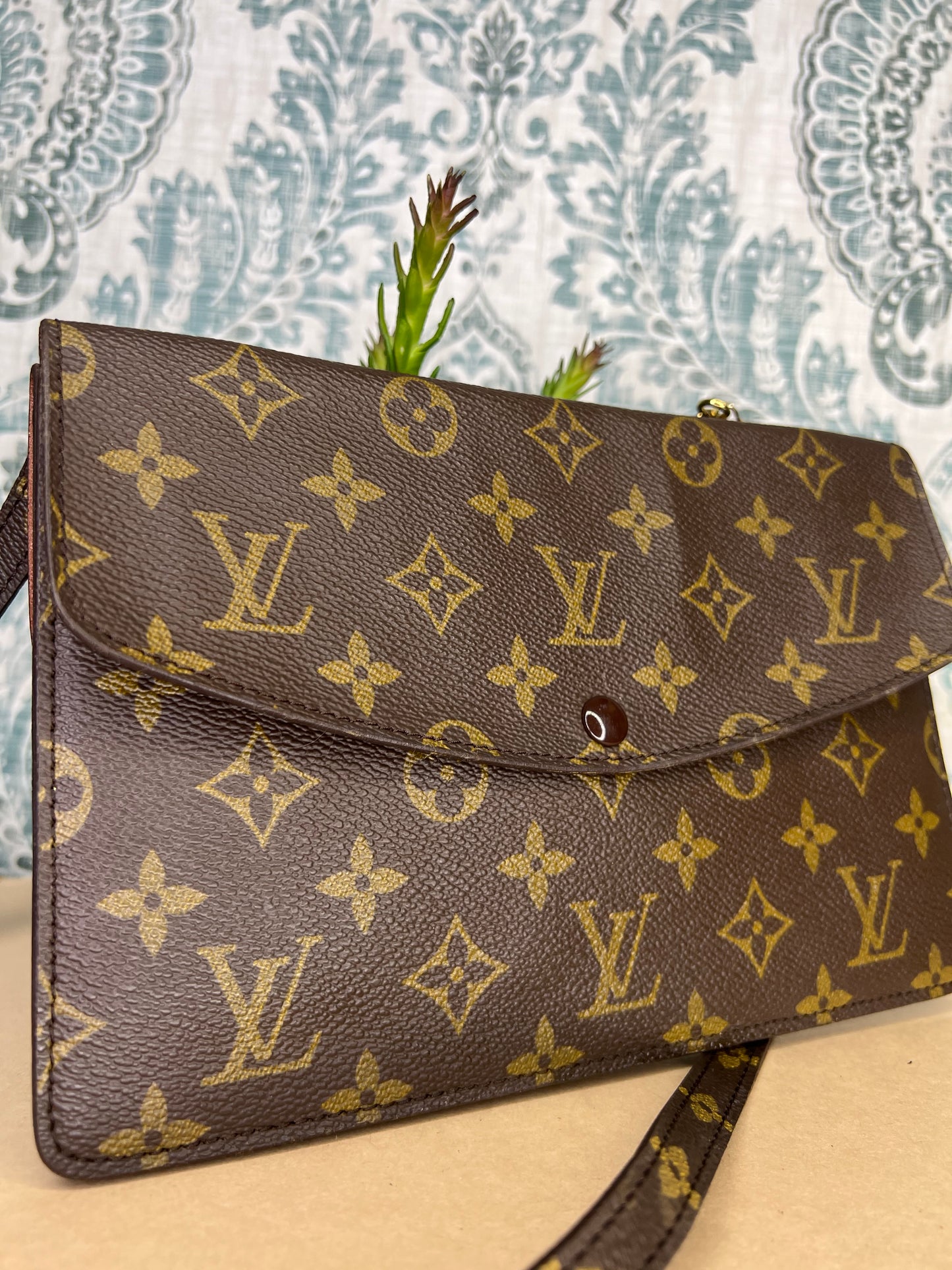 Louis Vuitton Pochette Double Rabat