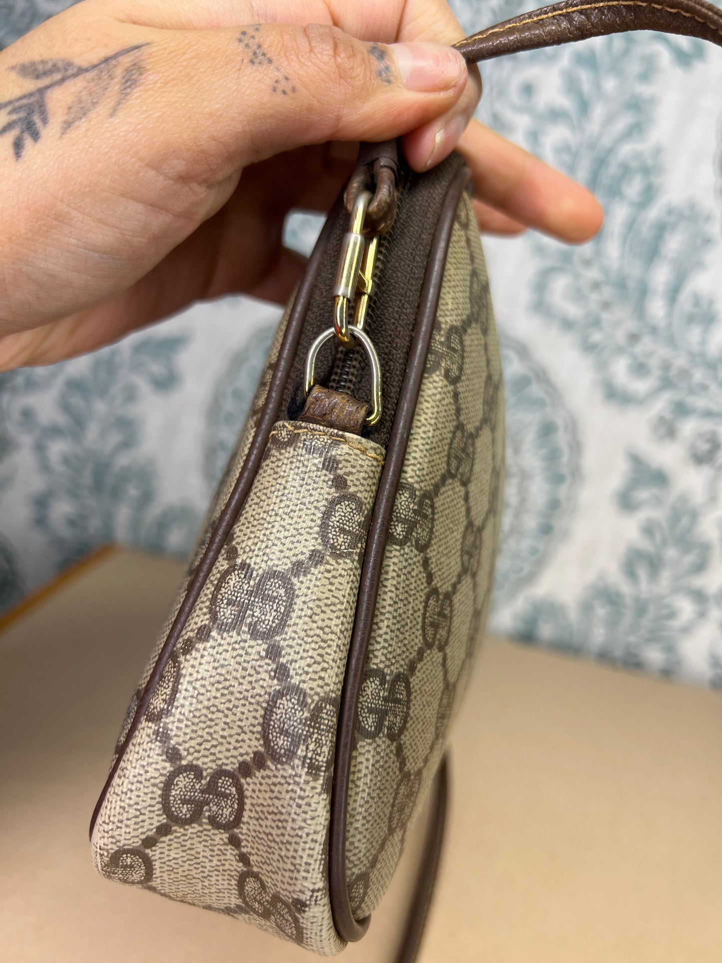 Gucci Supreme Vintage Purse