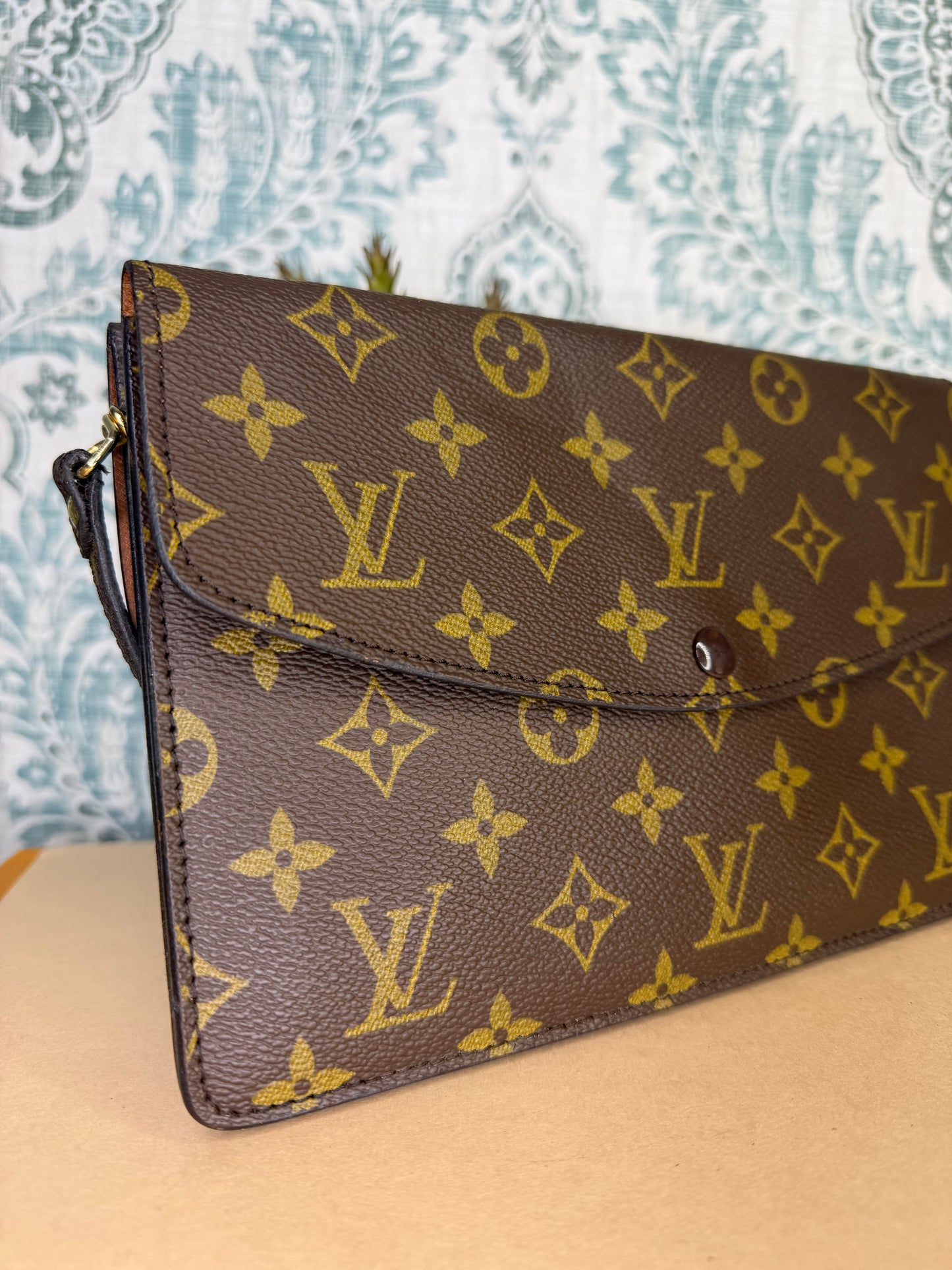 Louis Vuitton Pochette Double Rabat