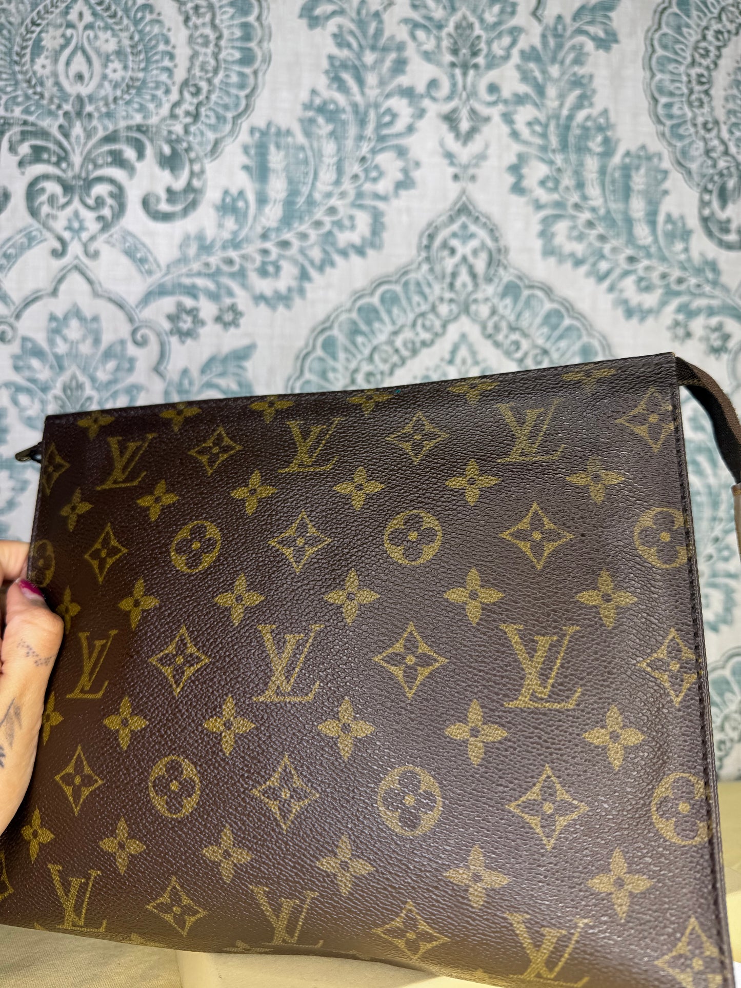 Louis Vuitton Monogram Toiletry 26
