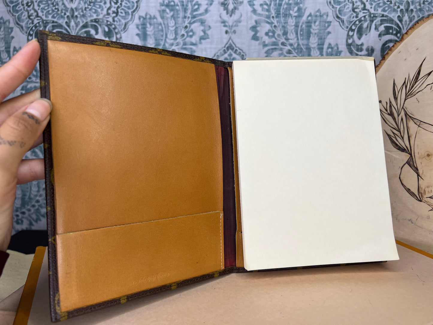 Louis Vuitton Saks Fifth Ave Agenda Cover