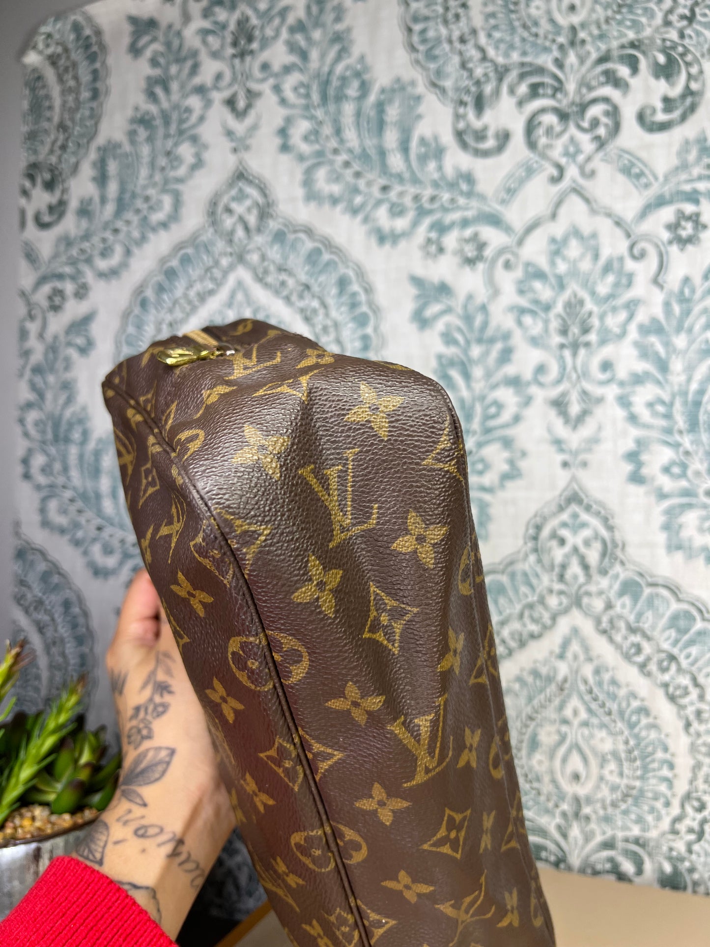 Louis Vuitton Trousse 28